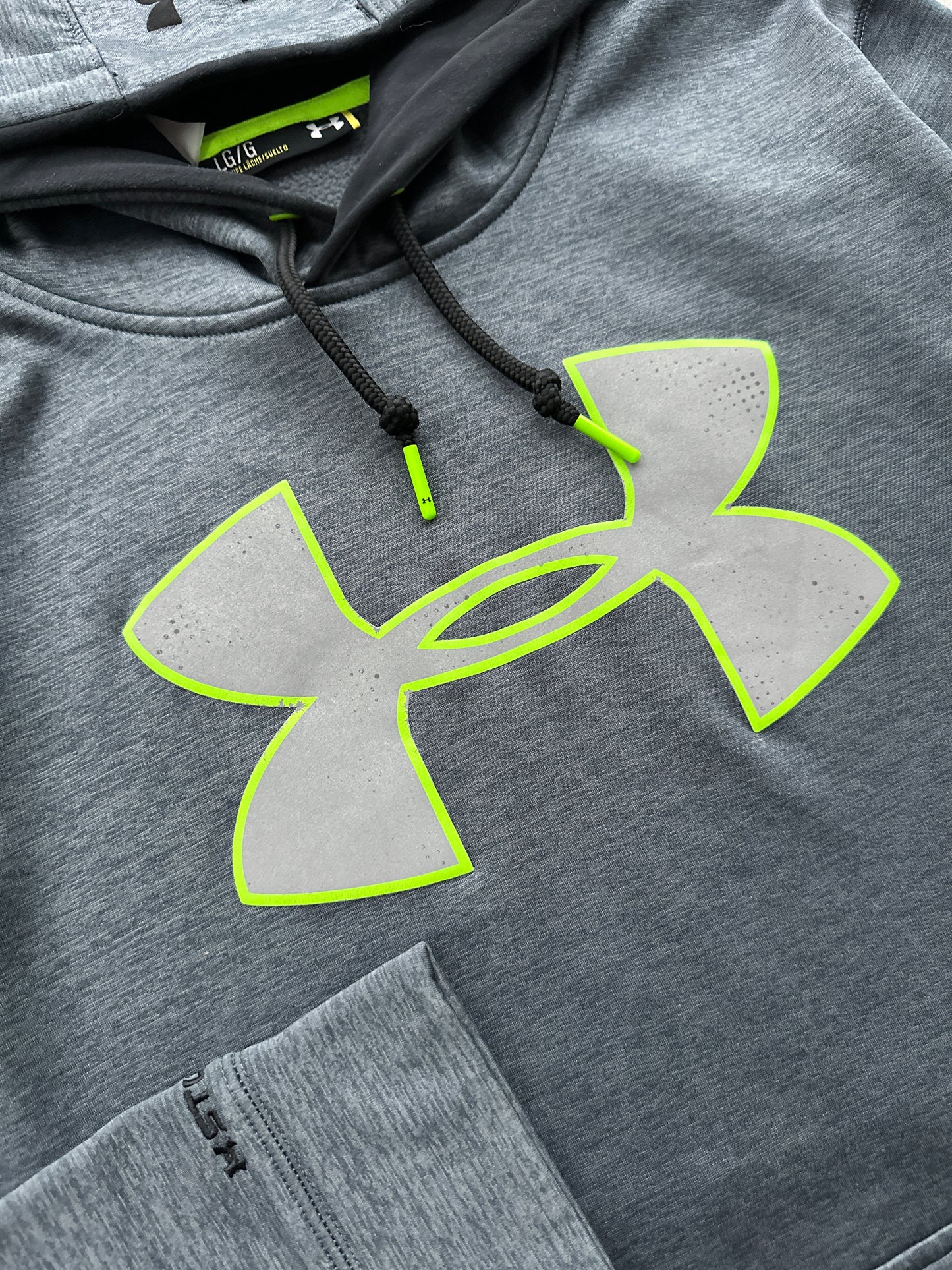 Under Armour muška sportska dukserica (L)