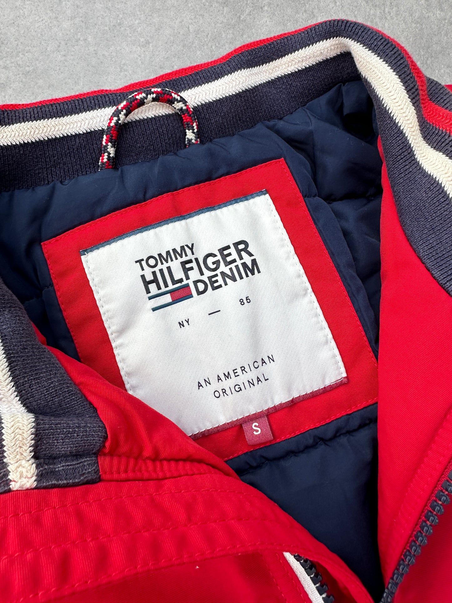 Tommy Hilfiger Denim muška crvena jakna (S)