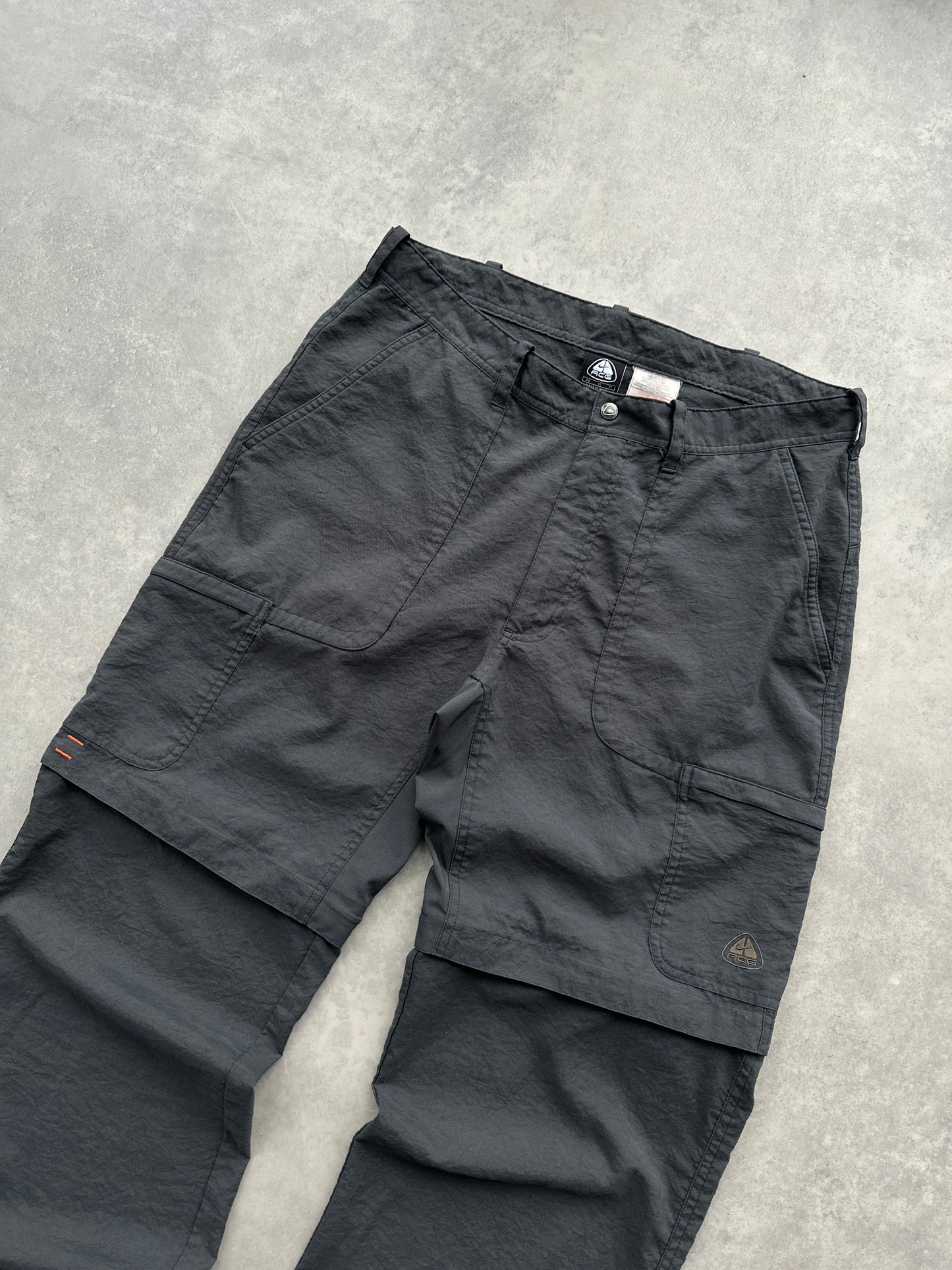 Nike ACG 2000s muške 2u1 planinarske hlace (M)