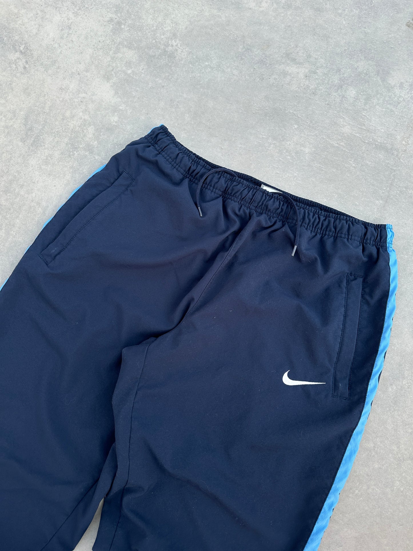 Nike 2000s muška baggy trenerka (L)