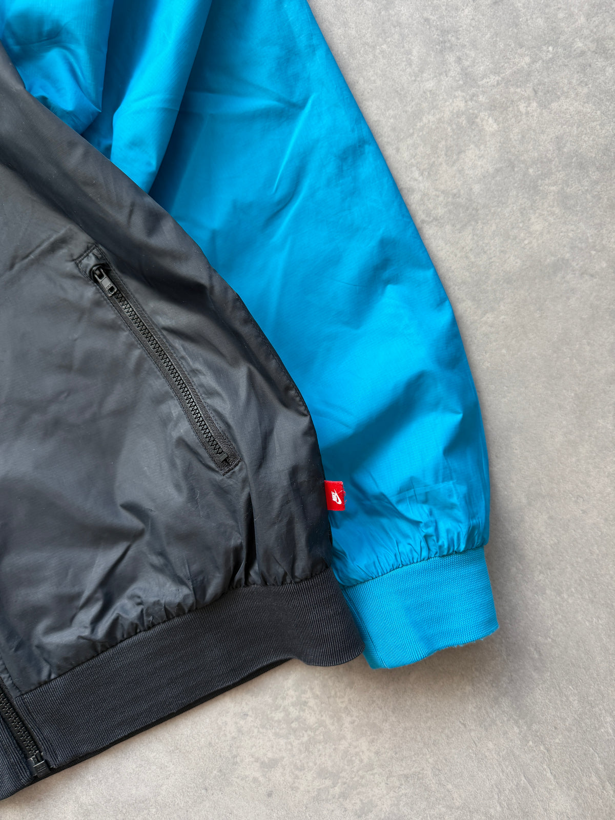 Nike windrunner ženska šuškava dukserica (L)