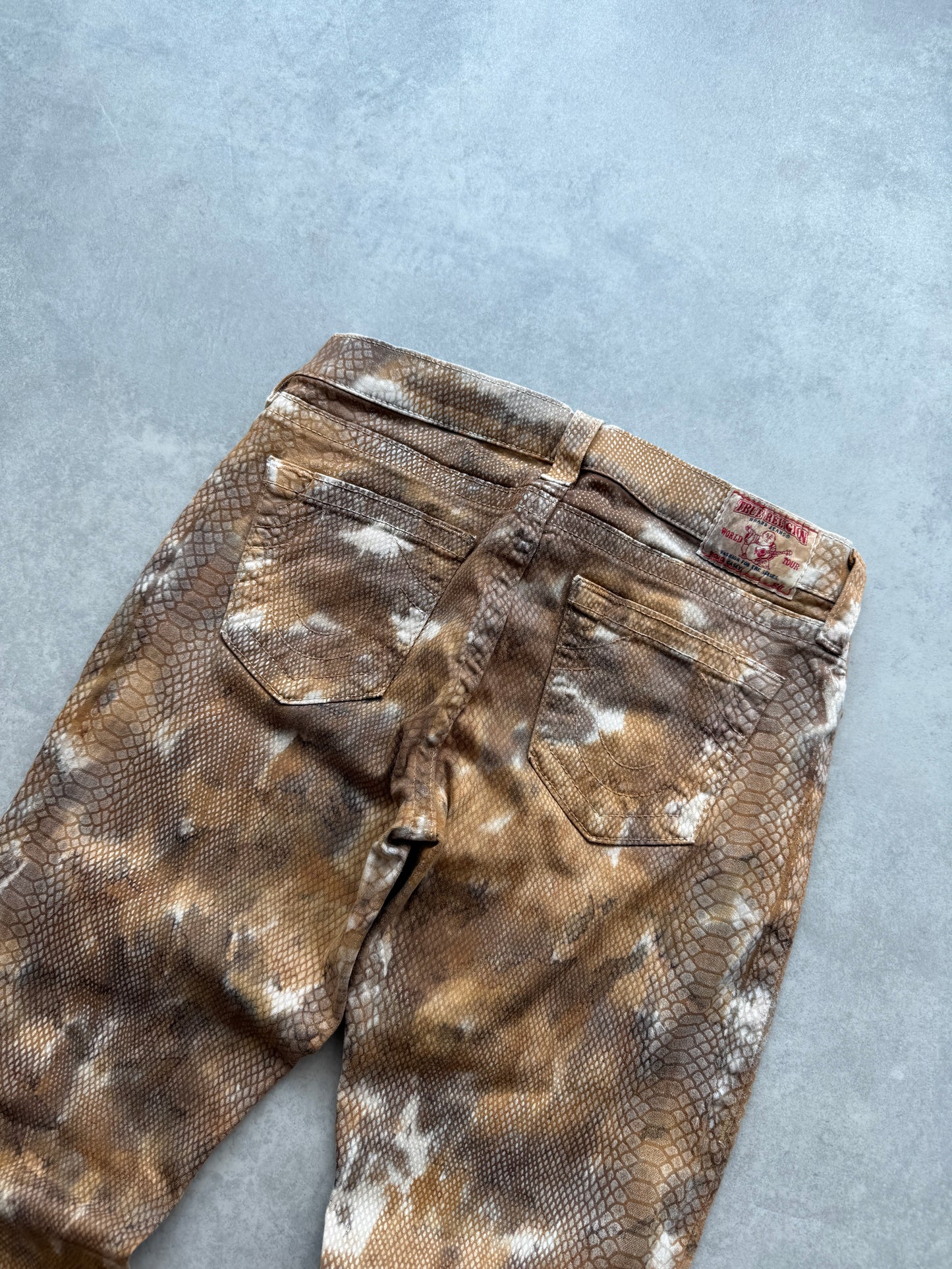 True Religion snake print ženske slim fit Y2K hlace (S)