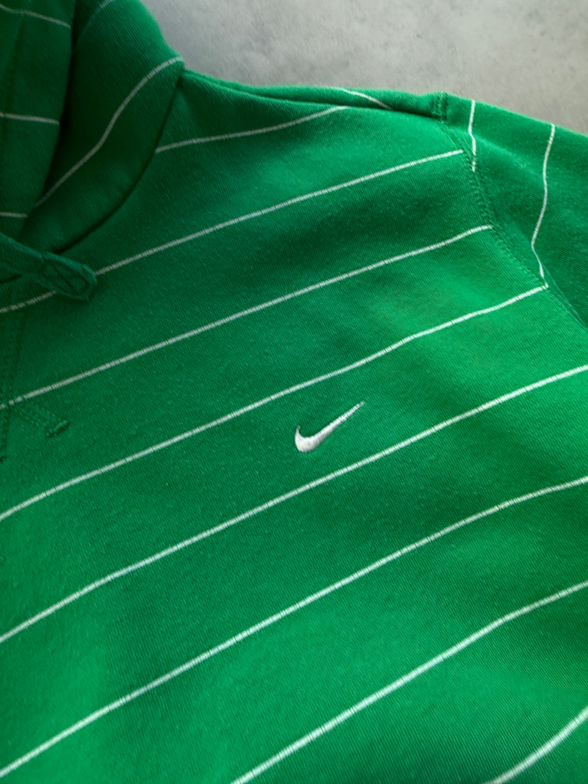 Nike 2000s muška zelena dukserica (S)