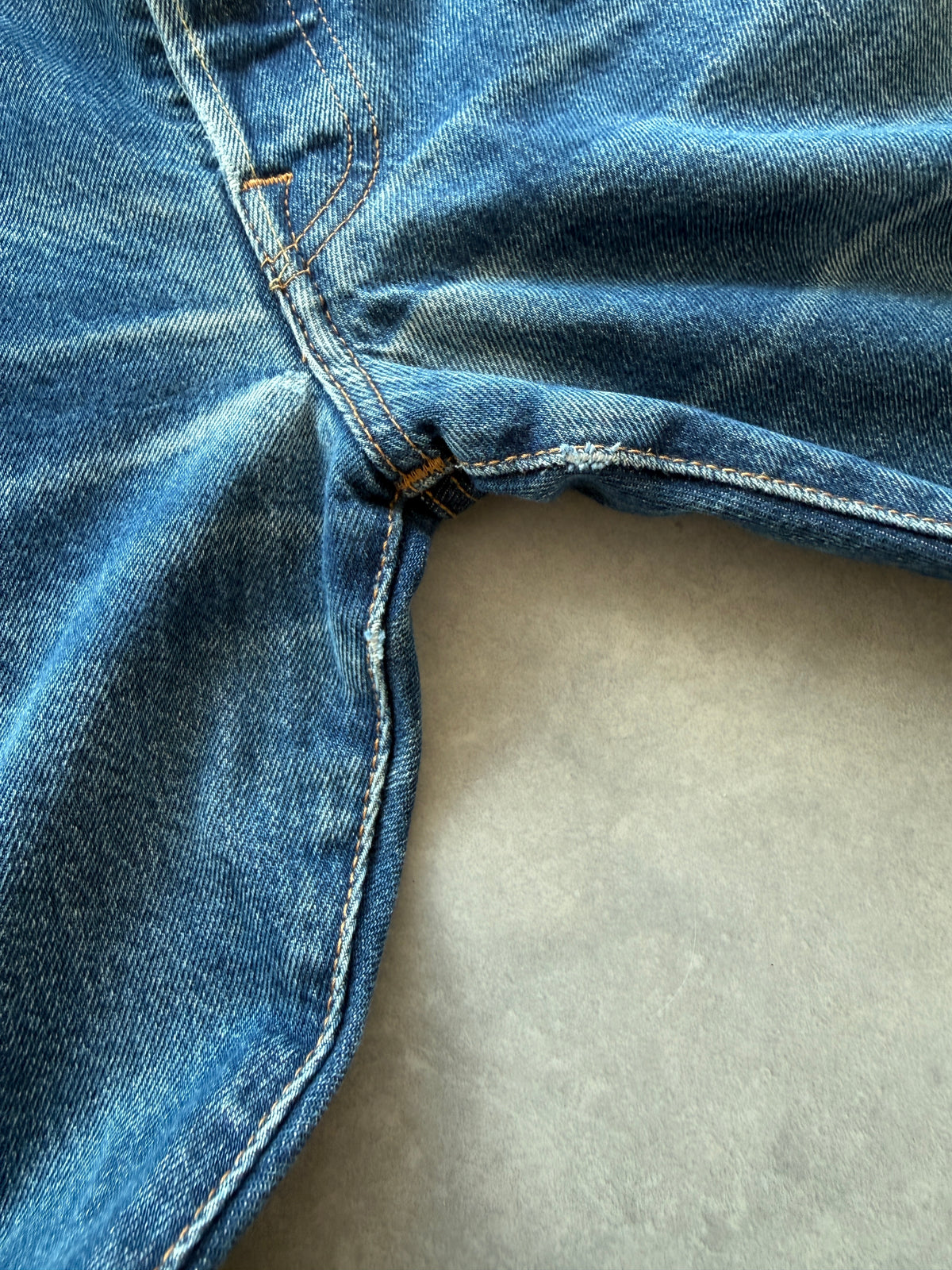 Levis 501 muške plave farmerke (33x32)