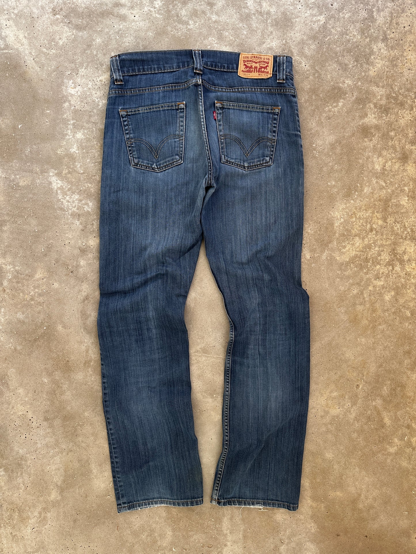 Levis 505 muške farmerke (33x34)