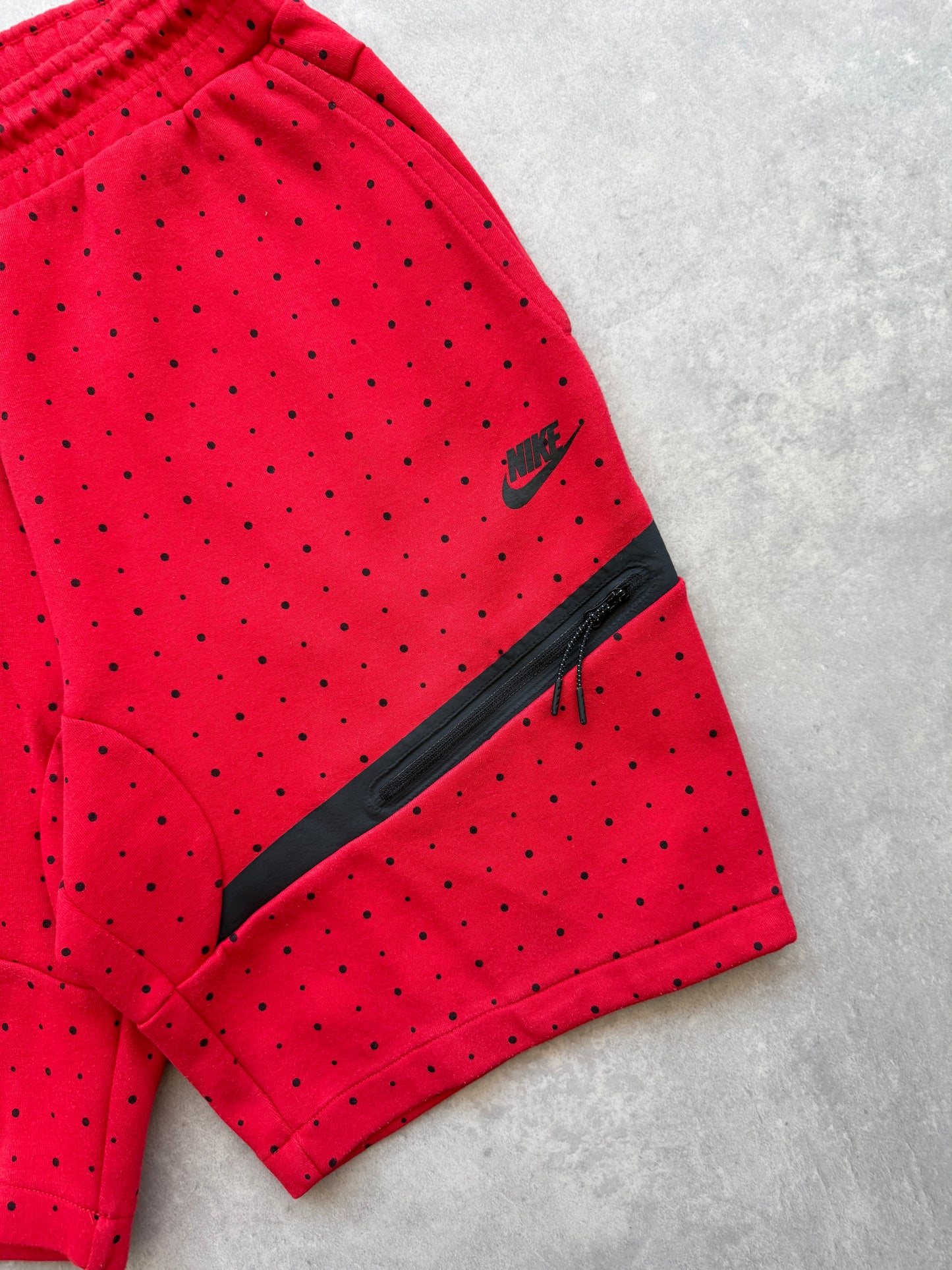 Nike Tech muški crveni šorc (L)