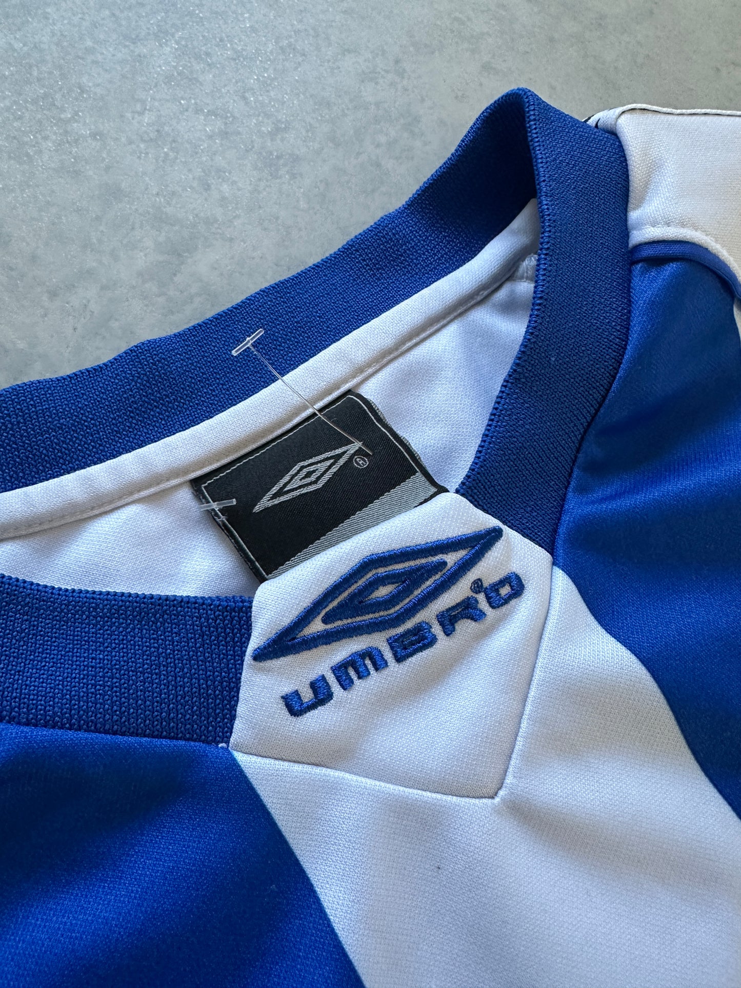 Umbro 2000s muski basic dres (M)