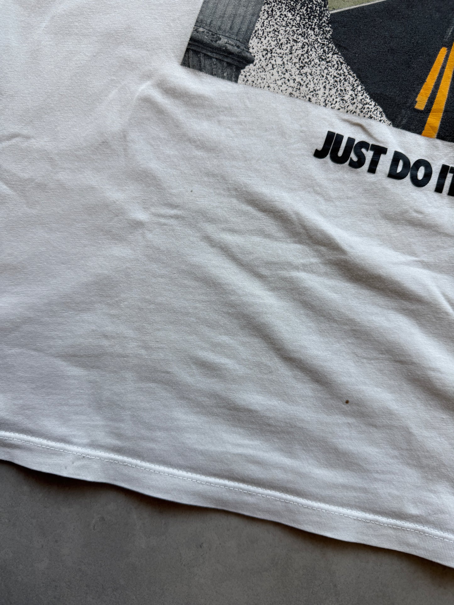 Nike muška bijela slim fit majica (L)