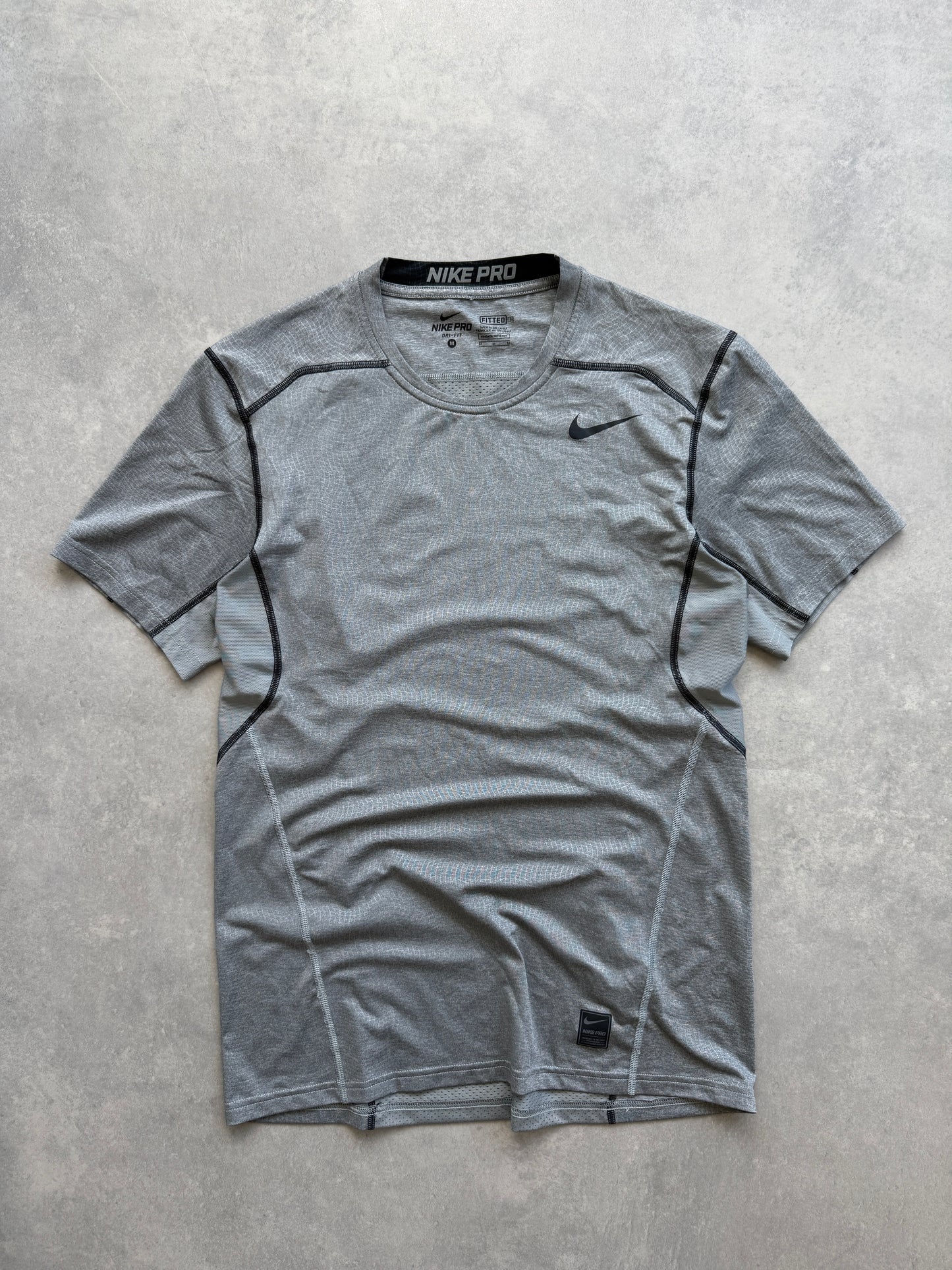 Nike Pro Combat muška siva kompresiona majica (M)