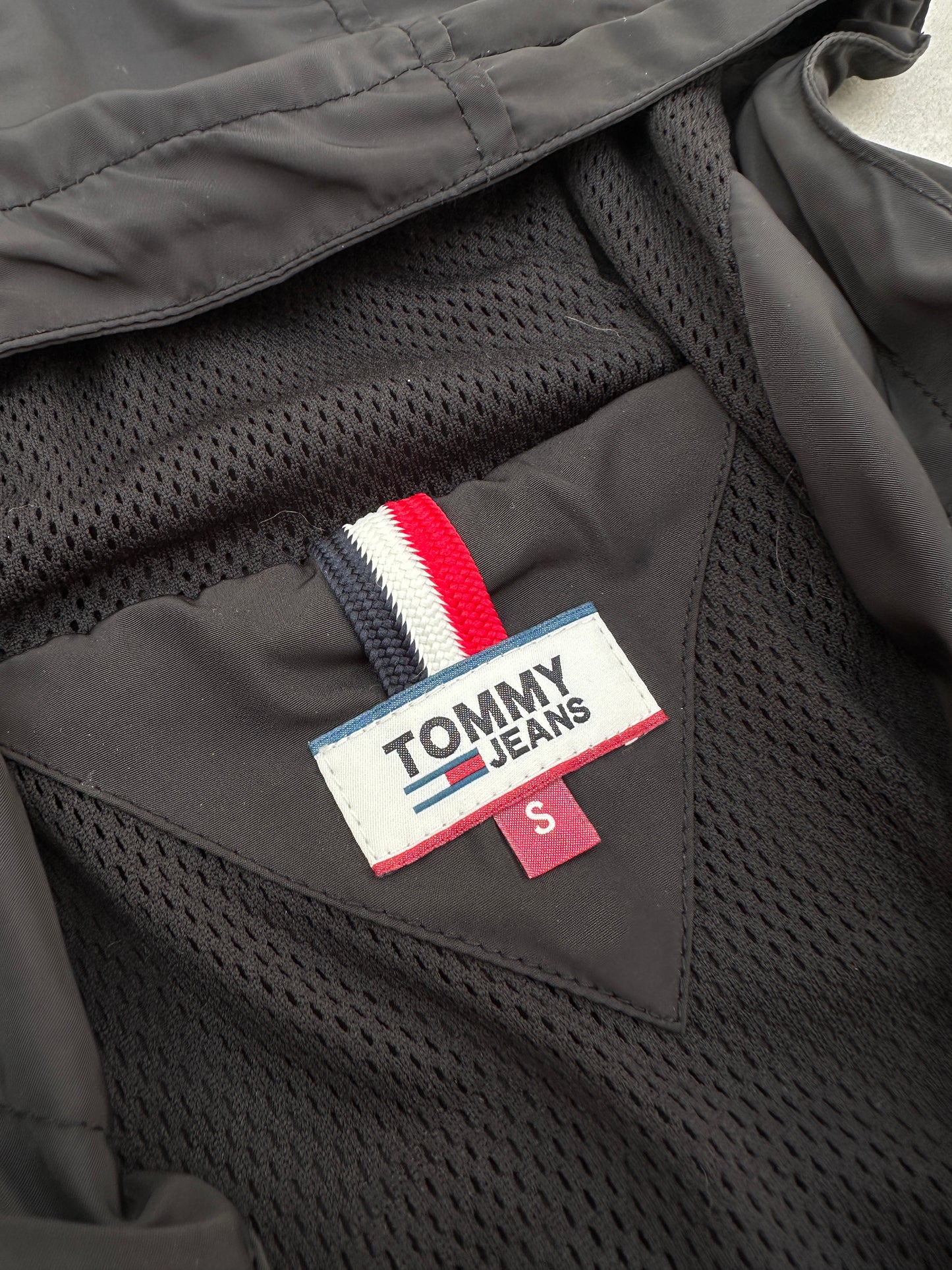 Tommy Jeans muška šuškava jakna (S)