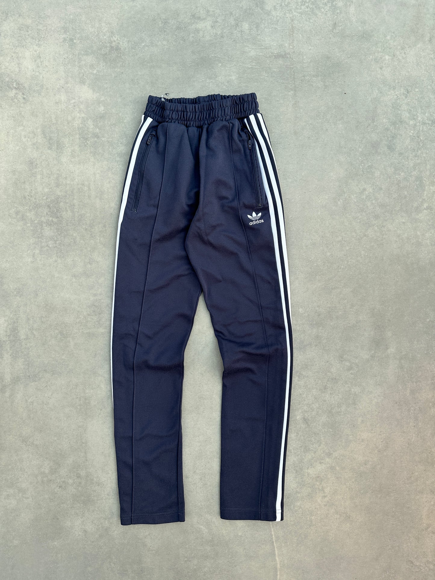 Adidas ženska basic trenerka (XS)