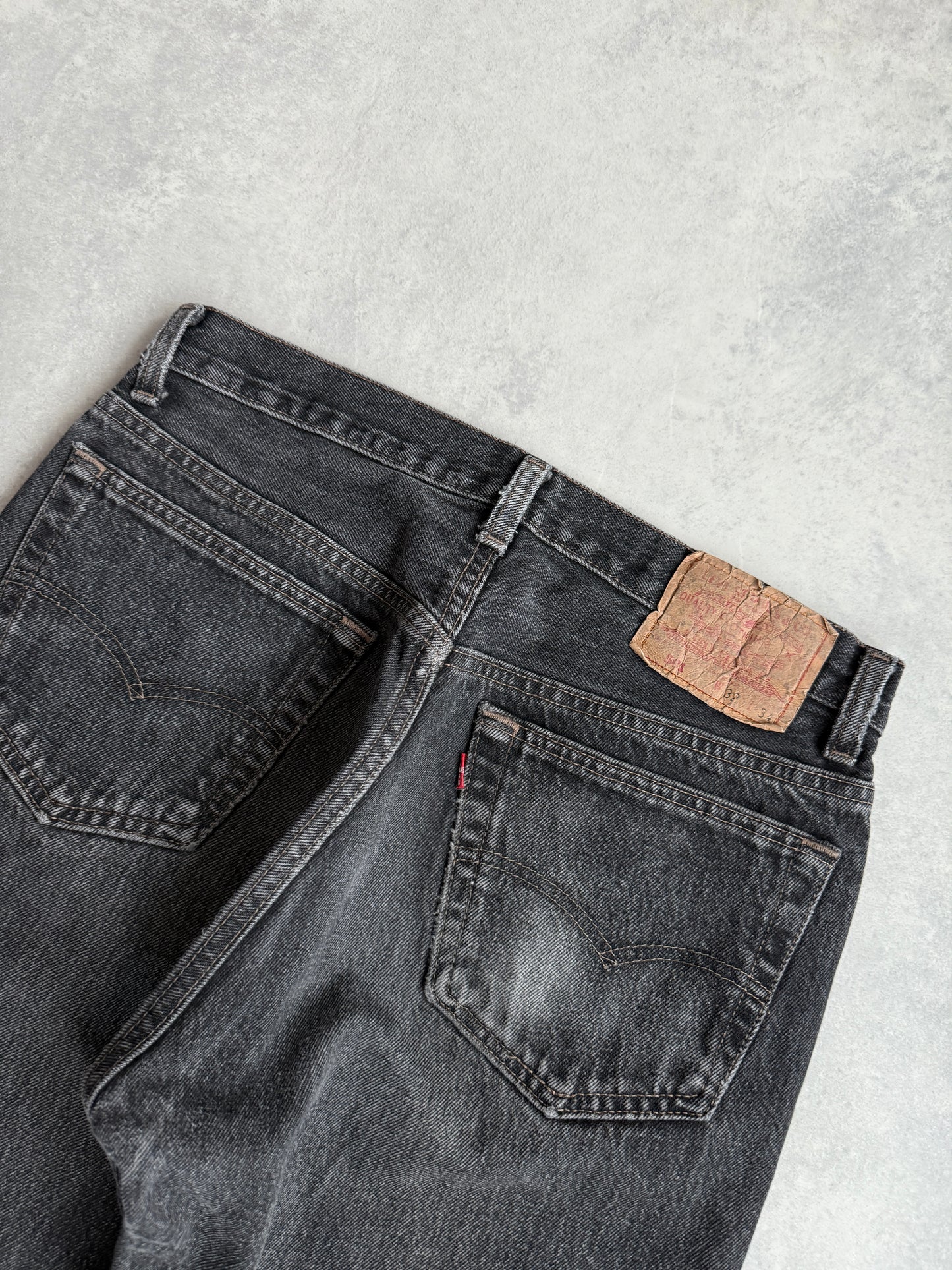 Levis 501 vintage ženske farmerke (32x34)