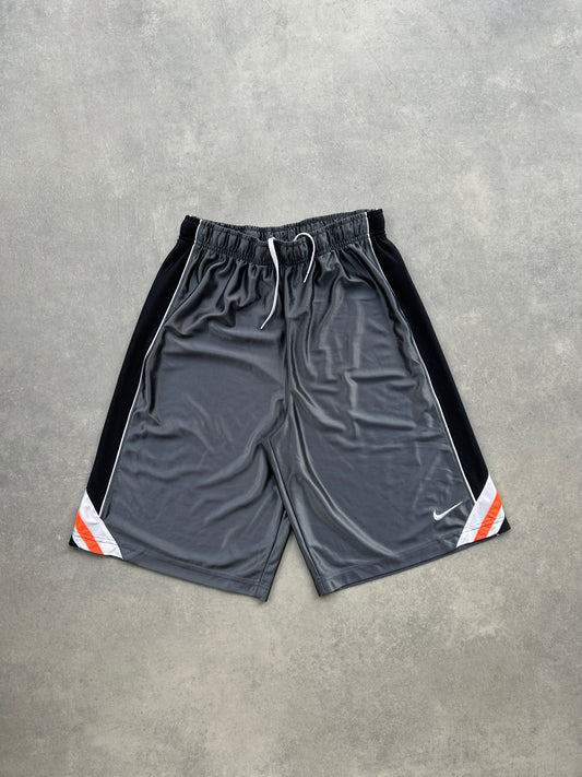 Nike djeciji košarkaški dres (XL)