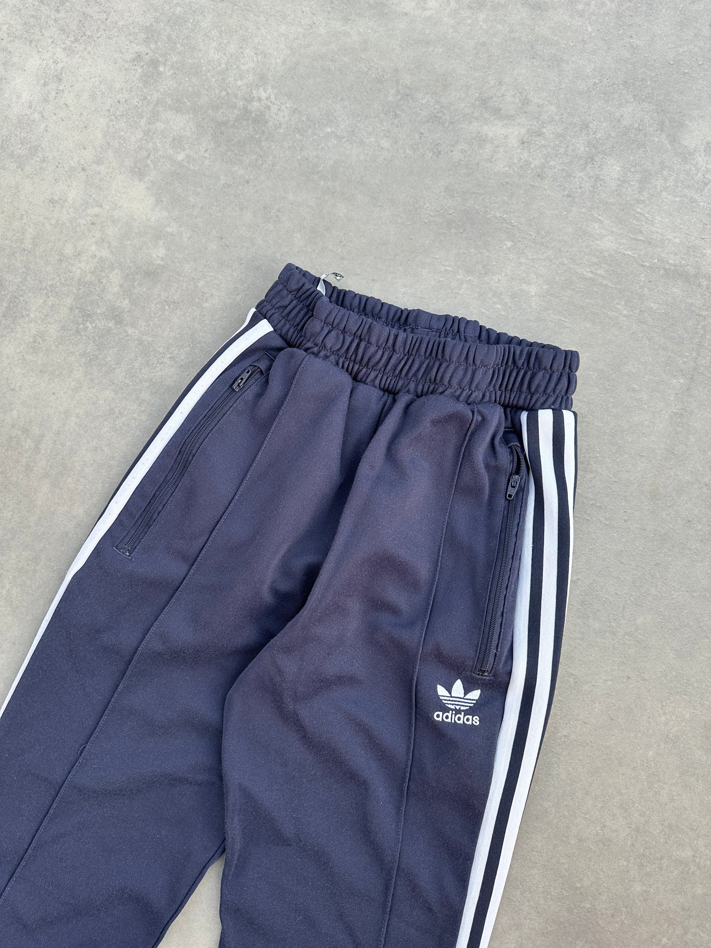 Adidas ženska basic trenerka (XS)