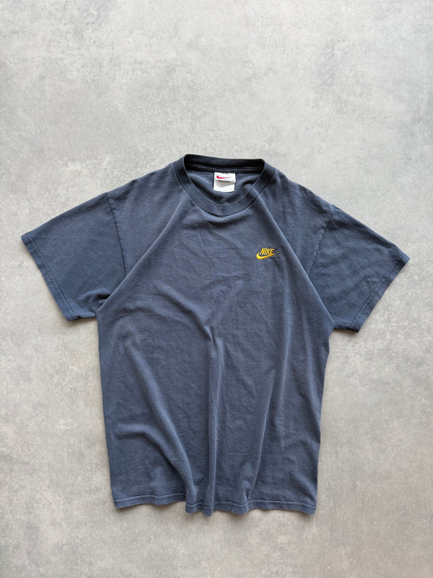Nike 90s muška oversized siva majica (M)