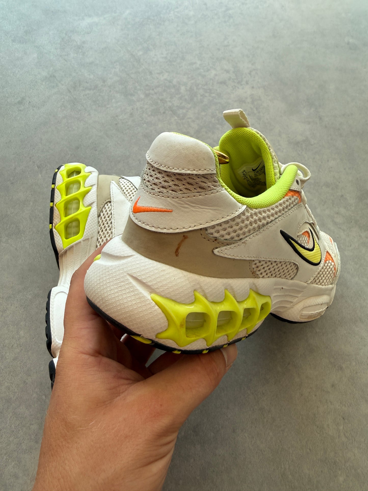 Nike Air Zoom Fire ženske patike (41)