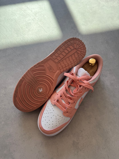 Nike Dunk Low Rose Whisper muške patike (44)