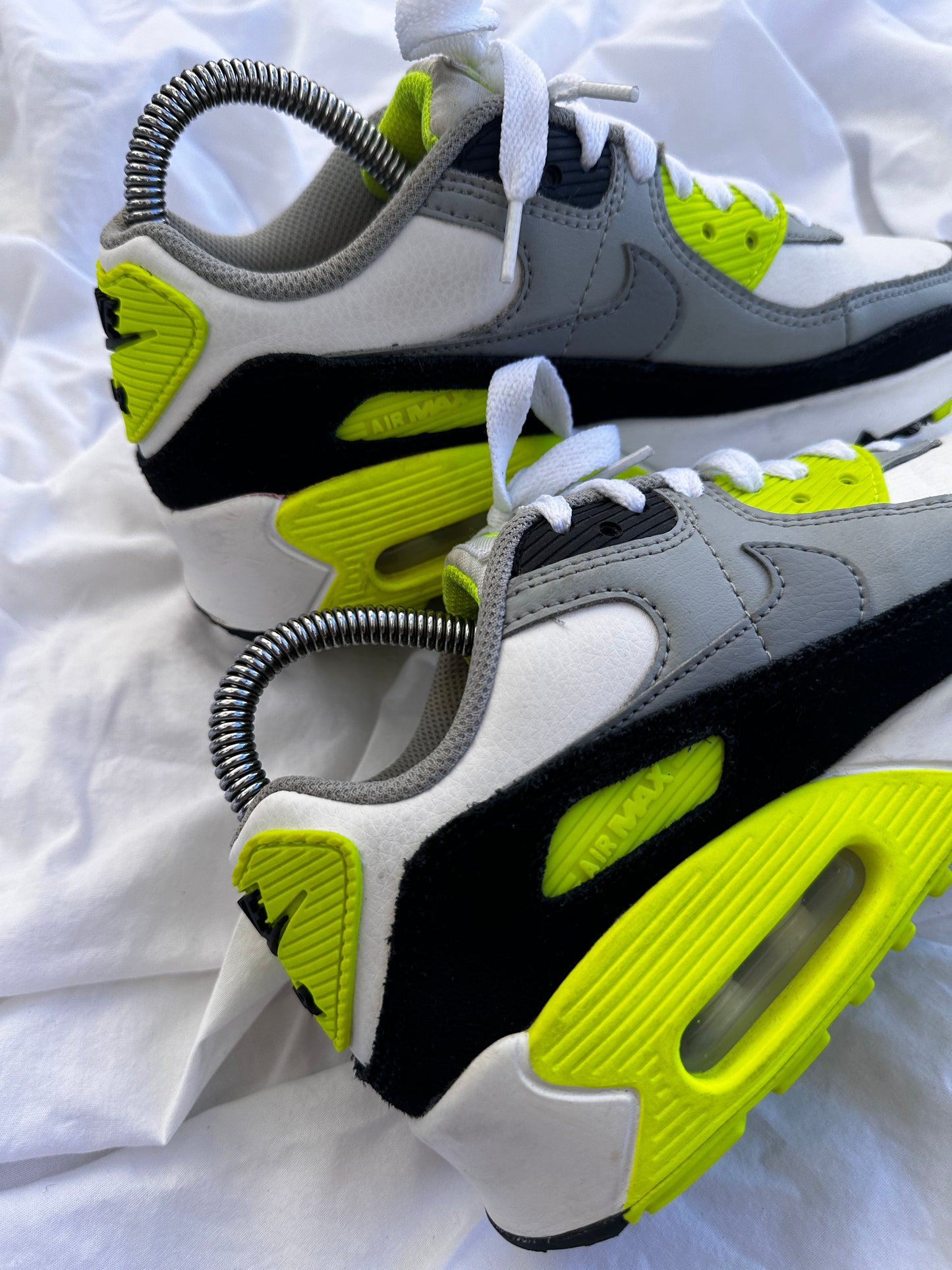 Nike Air Max 90 Volt ženske patike (36)