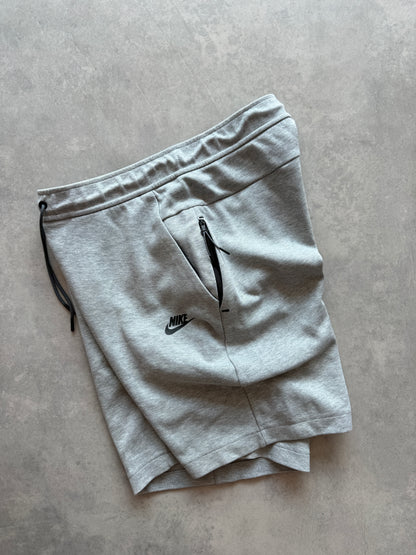 Nike Tech Fleece muški sivi šorc (S)