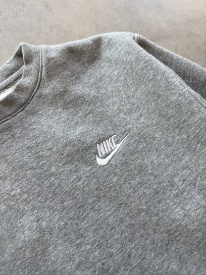 Nike muška siva basic dukserica (XS)