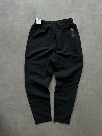 Nike Tech Pant muške crne šuškave hlace (M)