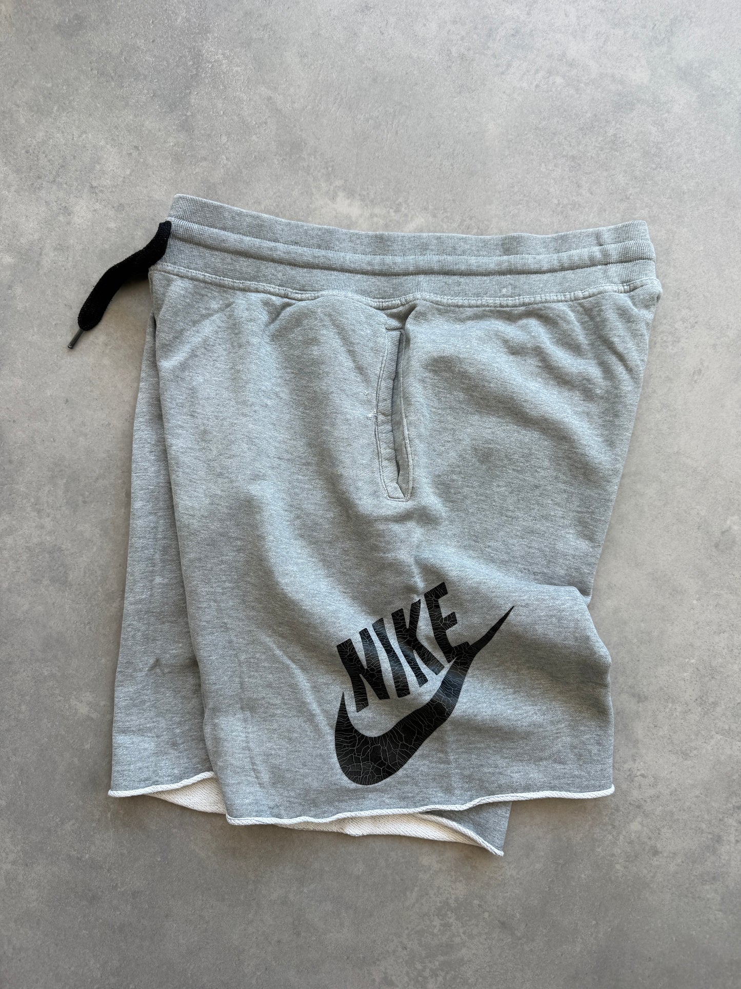 Nike 2000s muški oversized sivi šorc (XL)