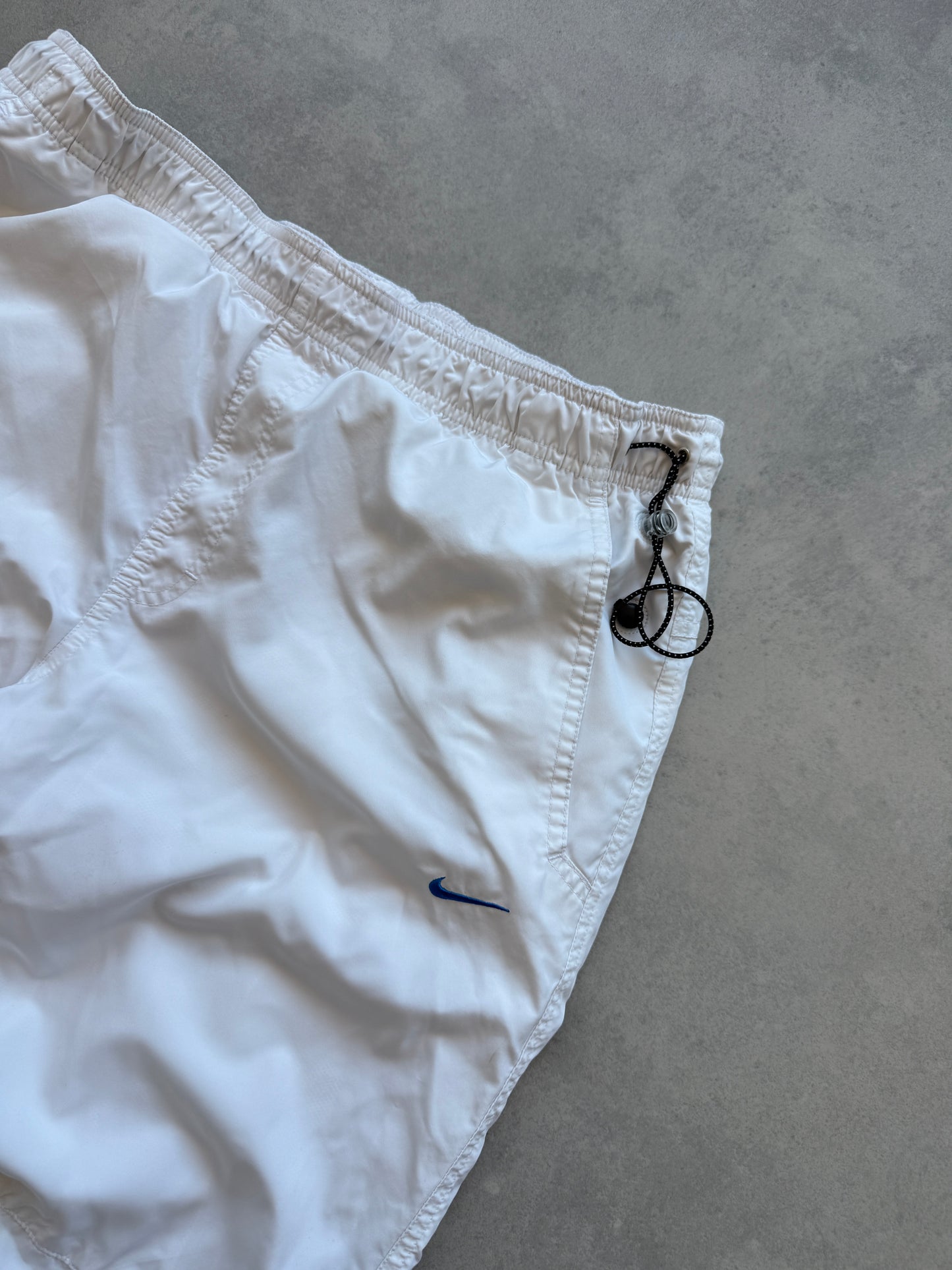 Nike Air 2000s muška bijela šuškava trenerka (M)