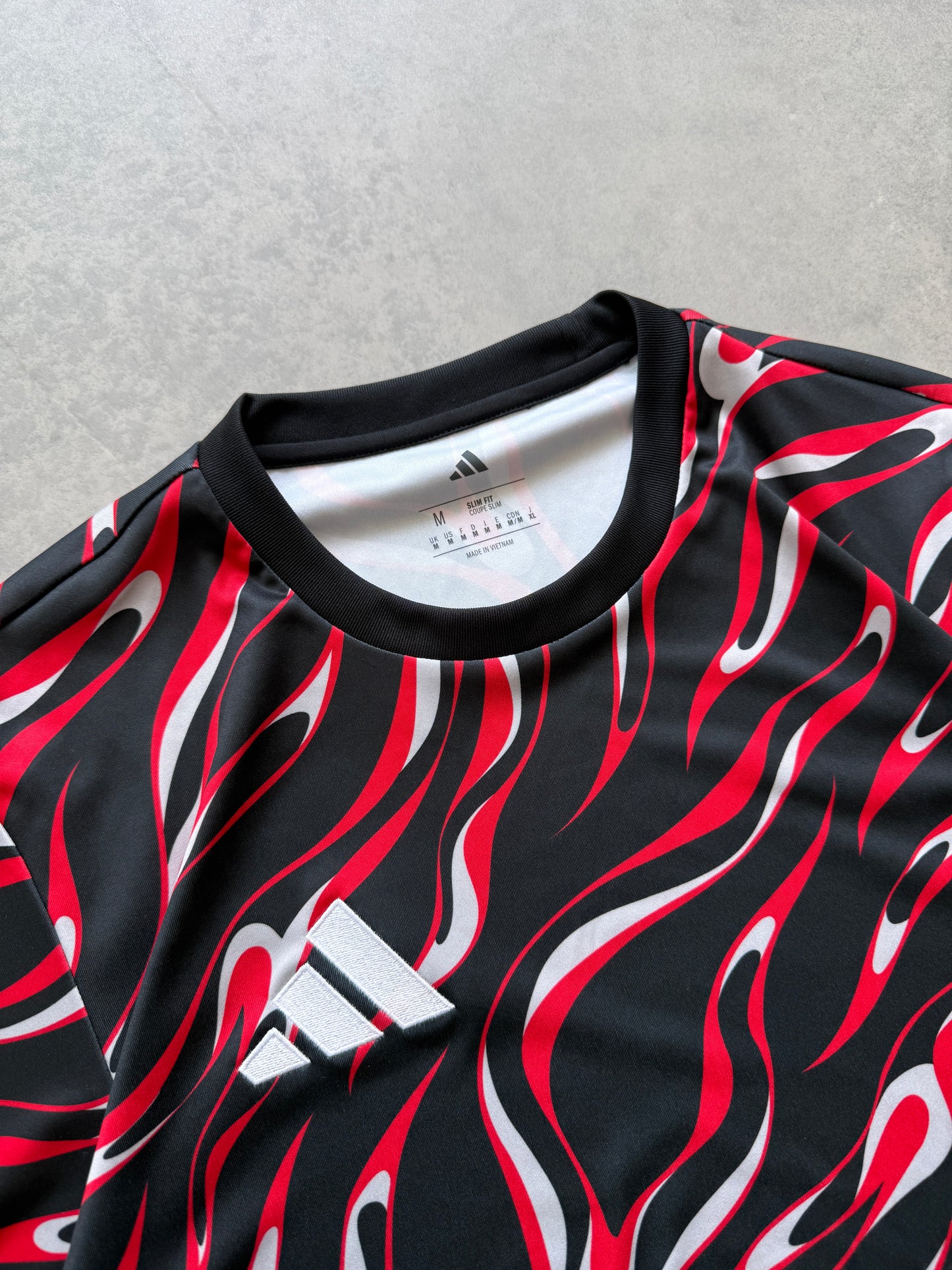 Adidas muška crvena sportska majica (M)