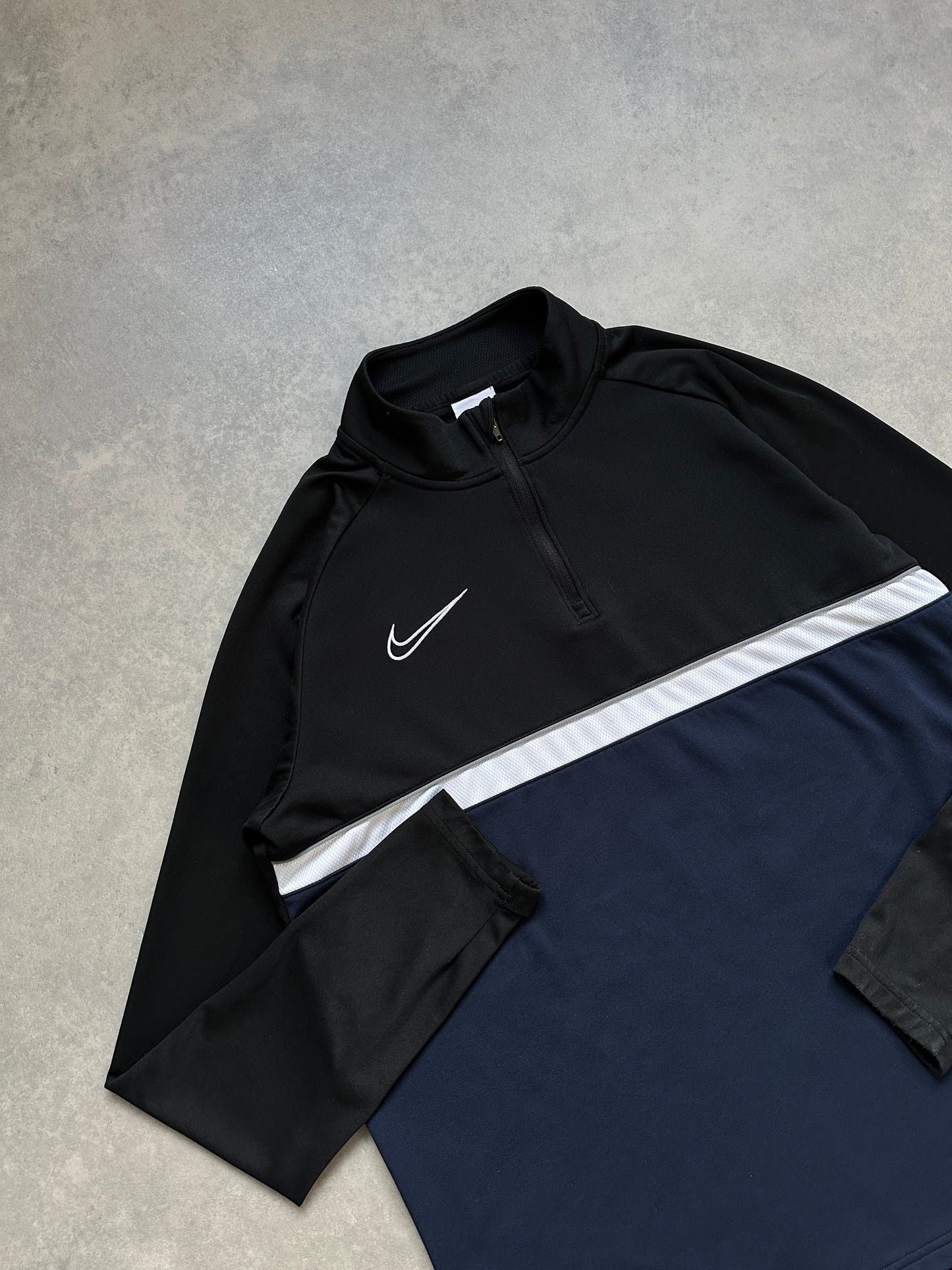 Nike Dri Fit 1/3 zip muška sportska dukserica (L)