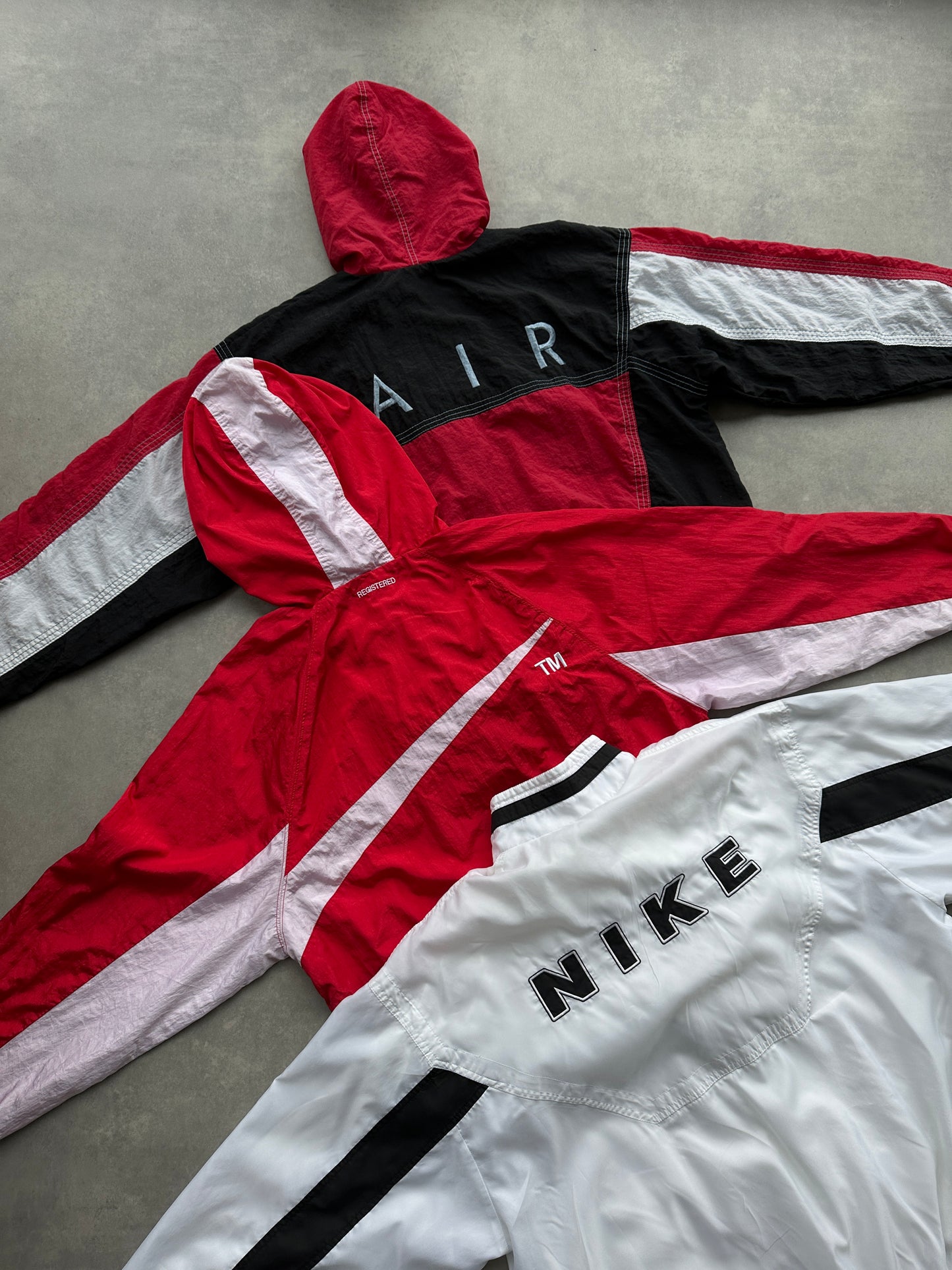 Nike Air vintage 90s muška šuškava dukserica (M)