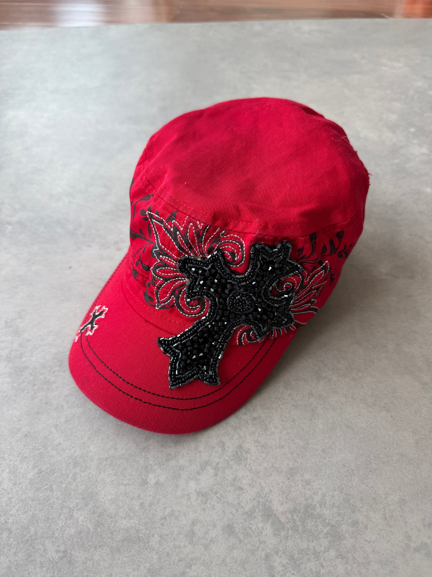 Kbethos Y2K ženski kačket (OS)