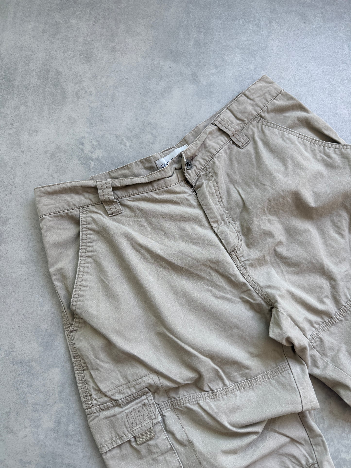 Clockhouse 2000s muške cargo hlace (34x30)