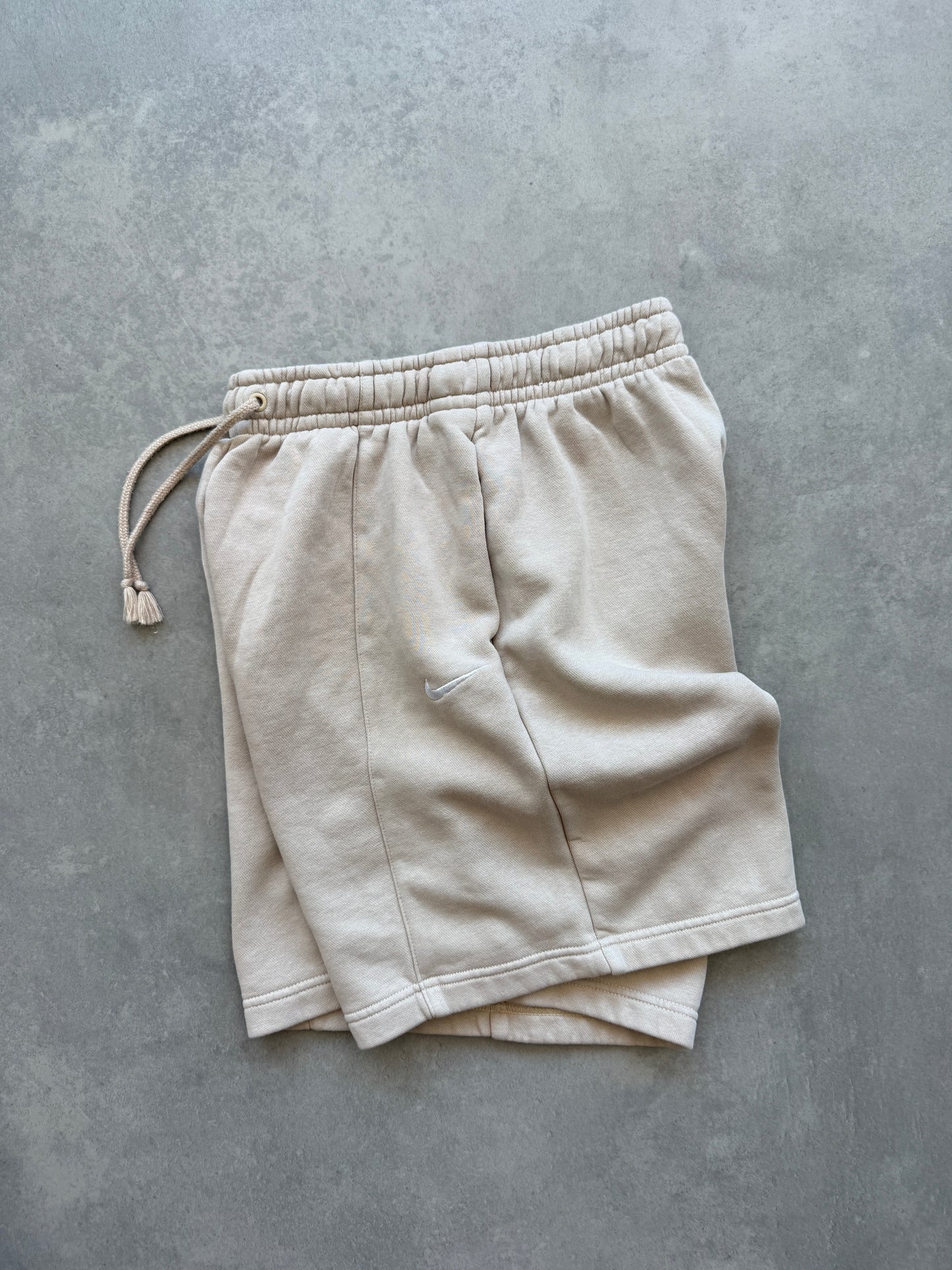 Nike ženski basic bež šorc (XS)