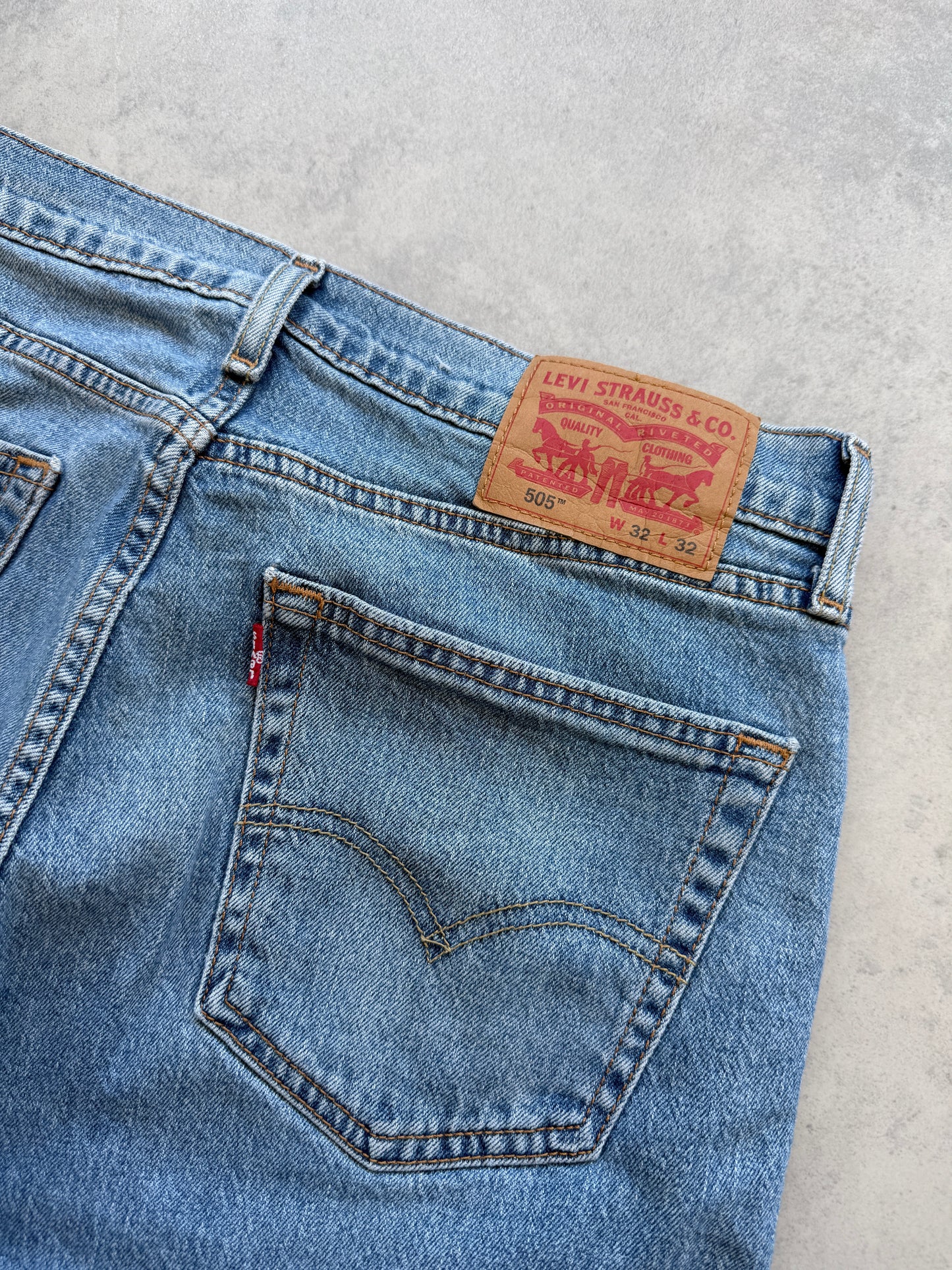 Levis 505 muške plave farmerke (32x32)