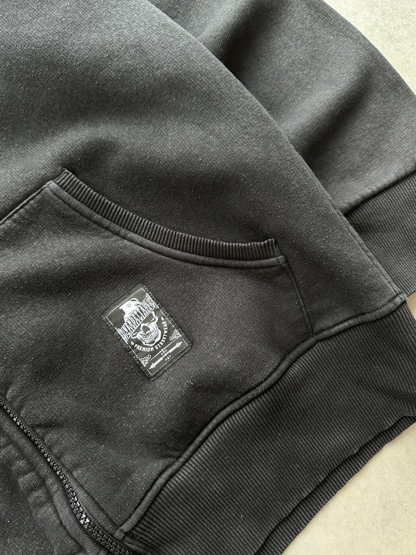 Vendetta vintage muška dukserica (L)