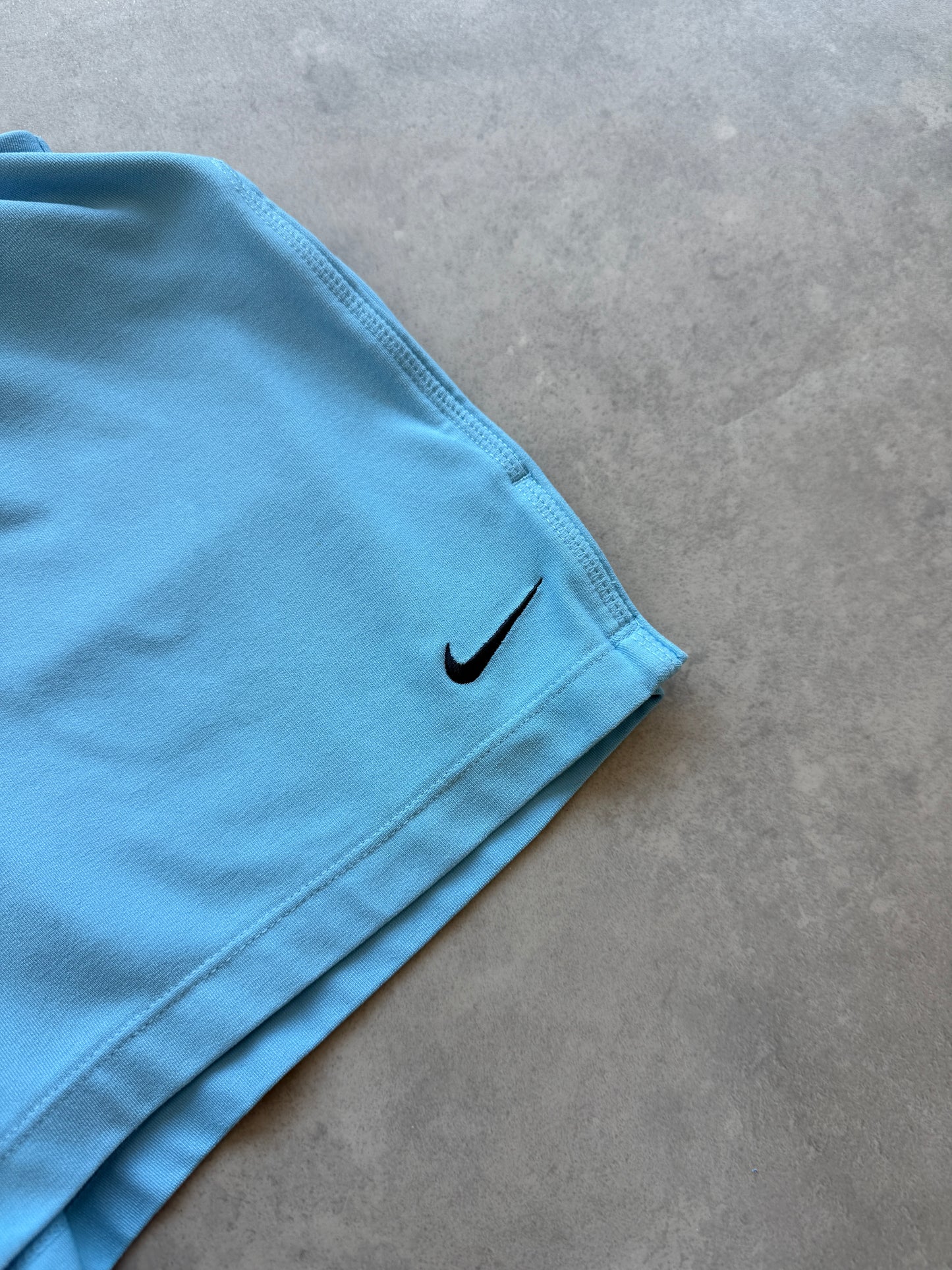 Nike 2000s ženski plavi šorc (XS)