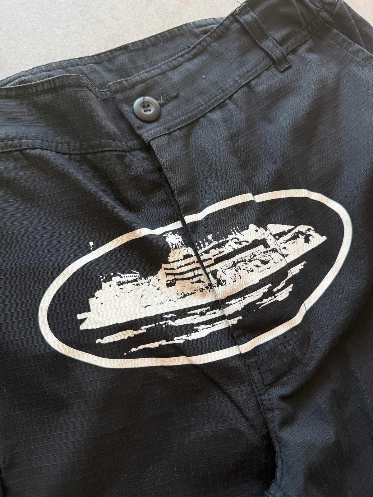 Corteiz bootleg muške crne cargo hlace (M)