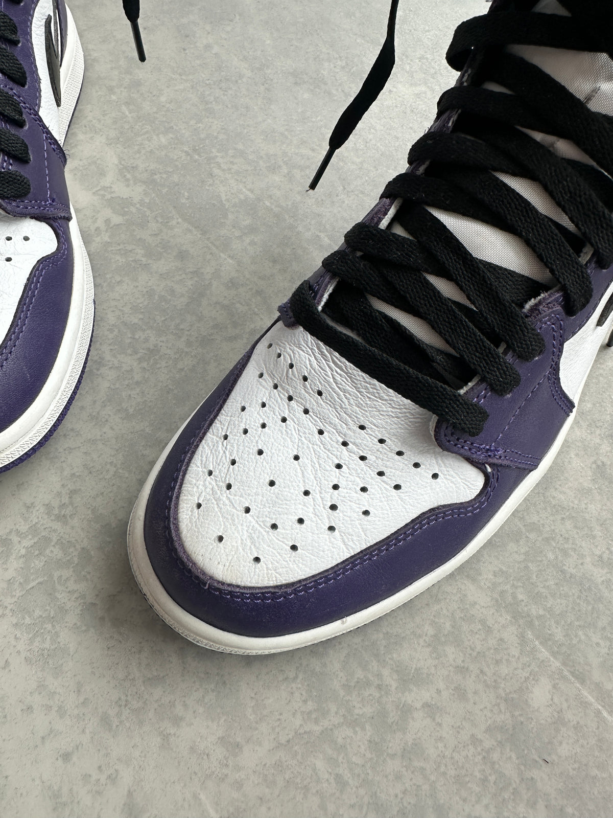Nike Air Jordan 1 Retro High Court Purple White muške patike (42.5)