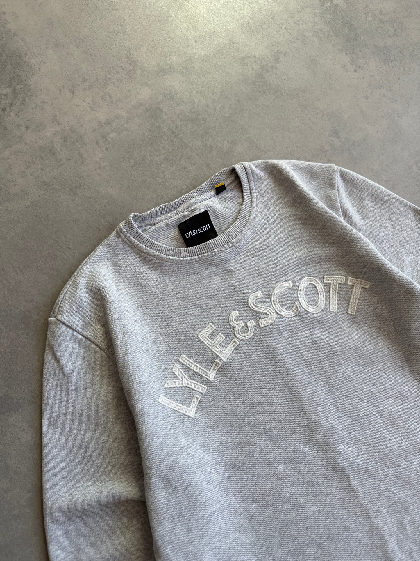 Lyle & Scott muška basic siva dukserica (S)