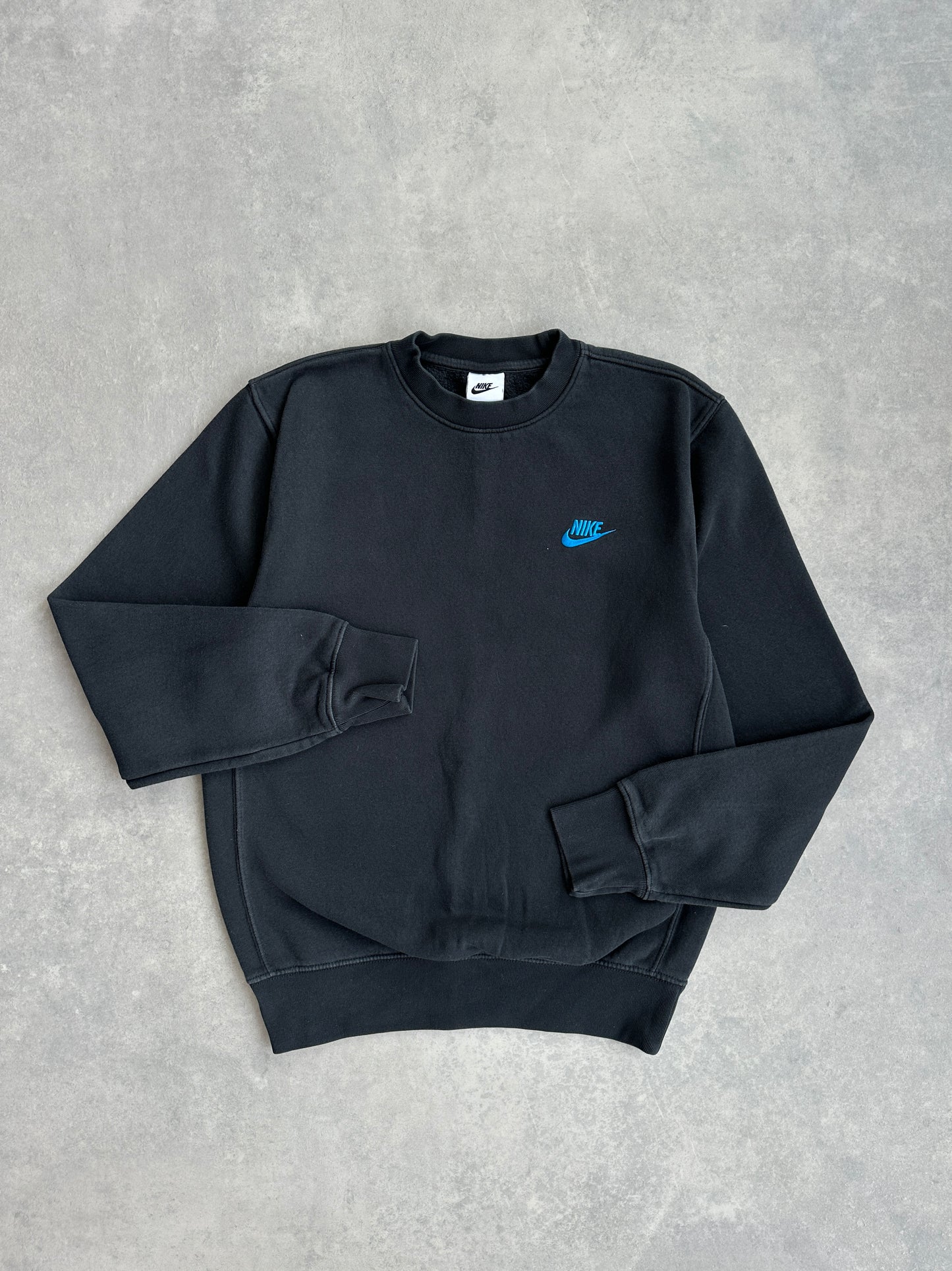 Nike muška basic crna dukserica (XS)