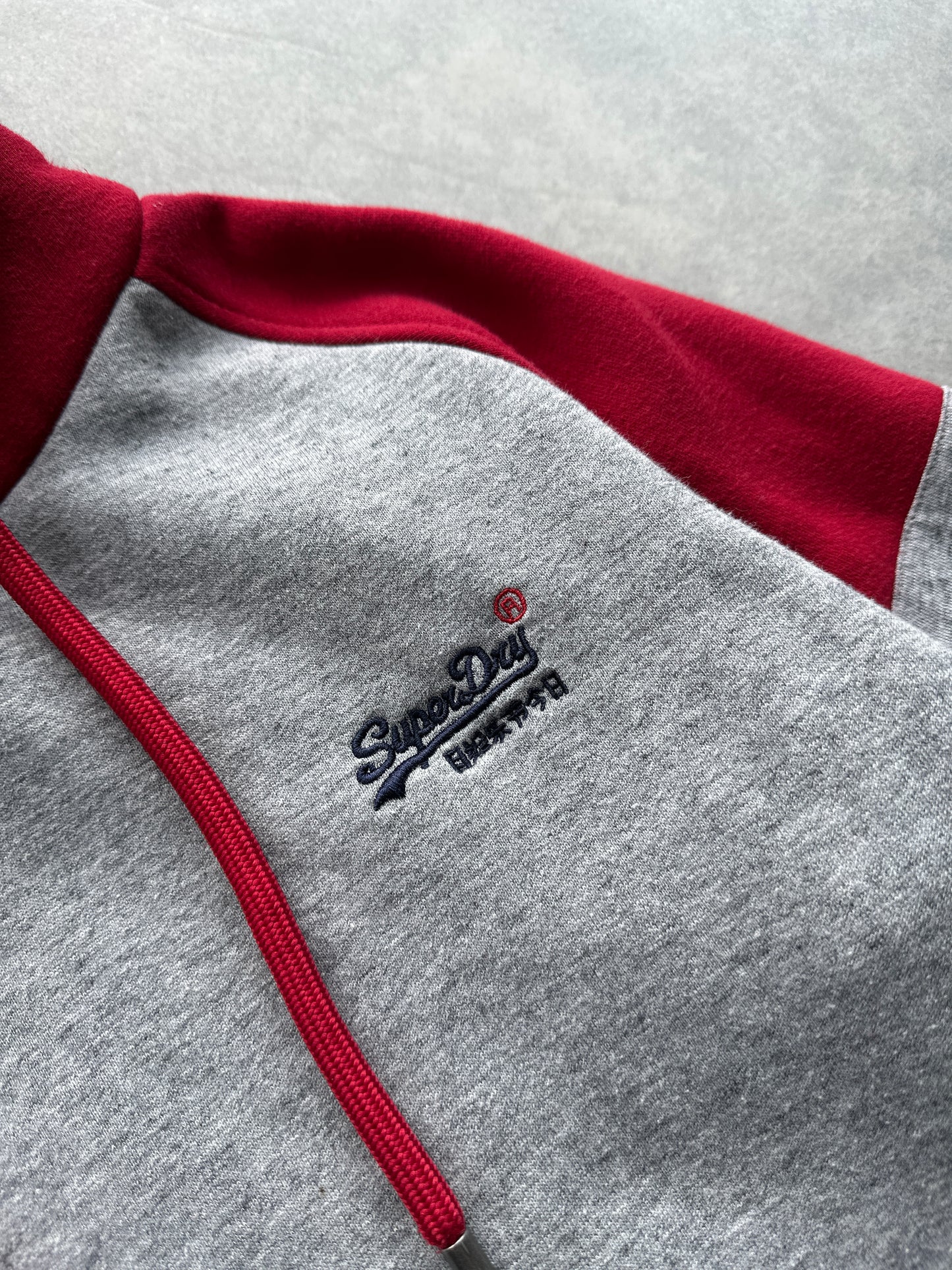 Superdry muška siva dukserica (M)