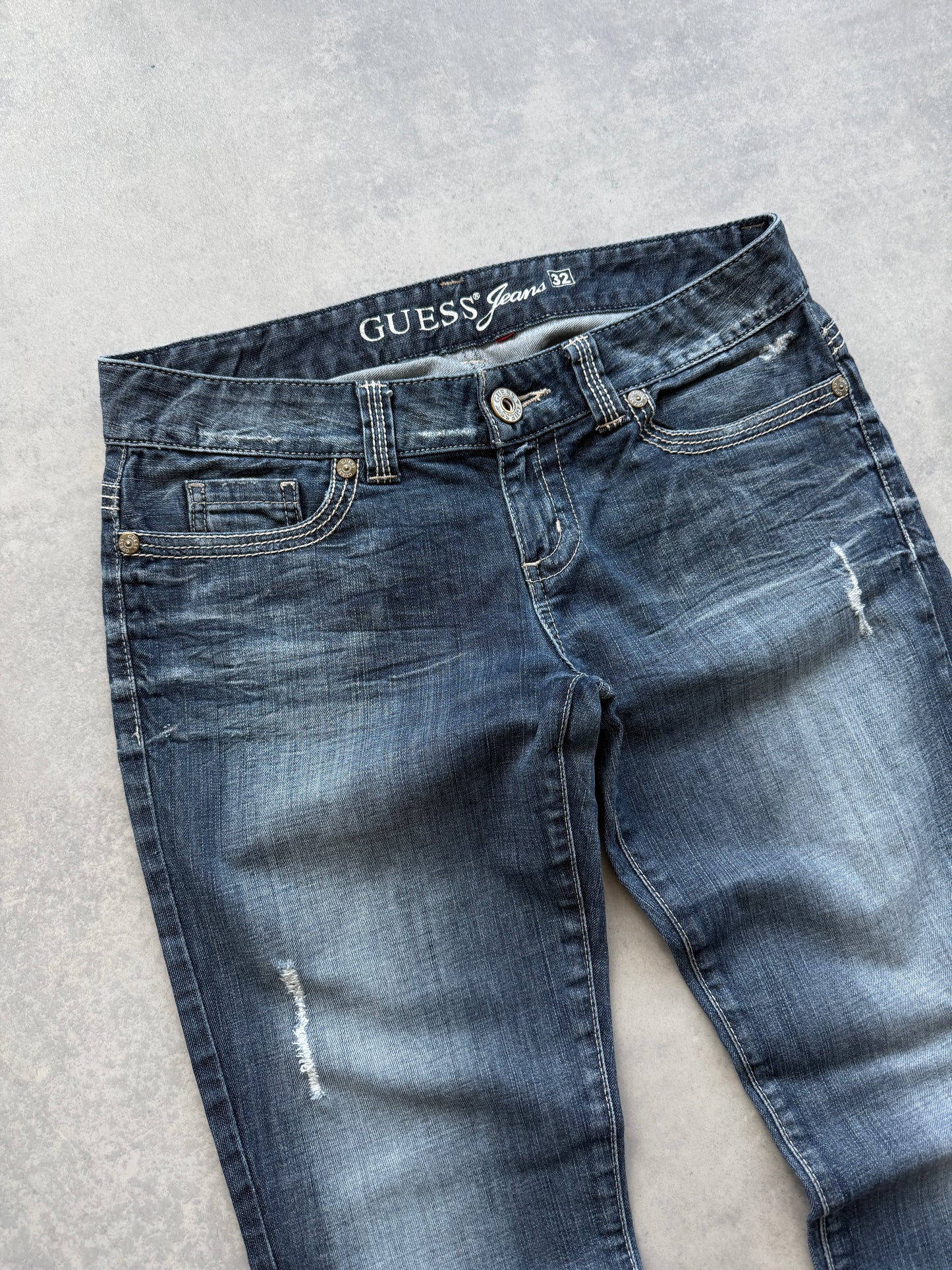 Guess Y2K ženske bootcut farmerke (32)