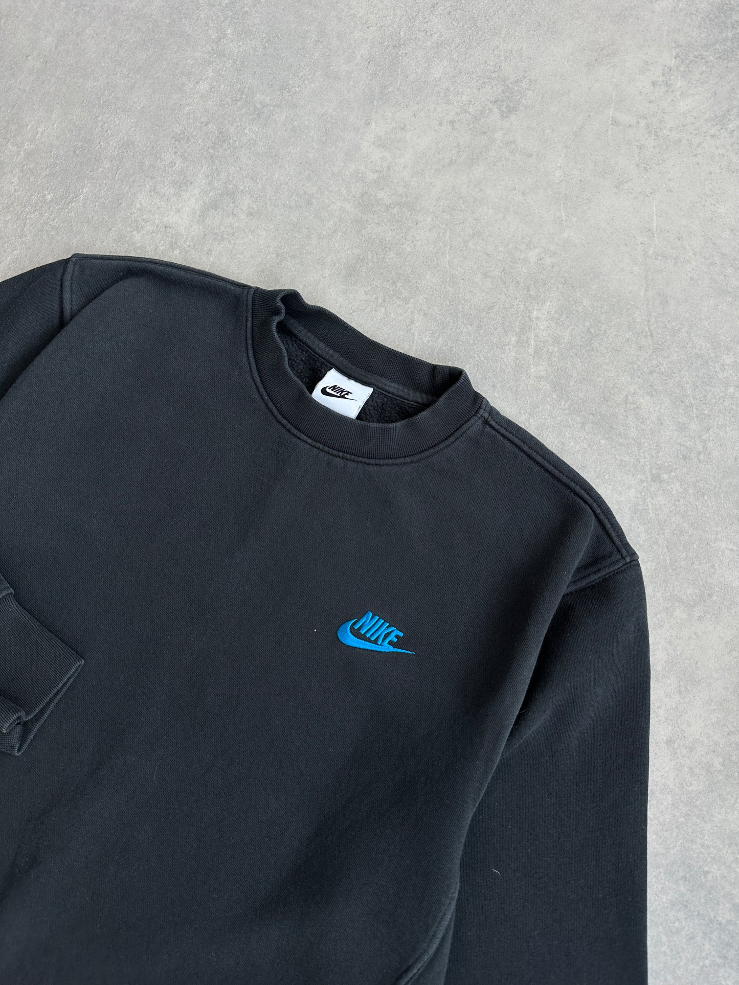 Nike muška basic crna dukserica (XS)