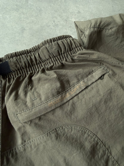 Nike ACG 2000s muške lagane šuškave cargo hlace (M)
