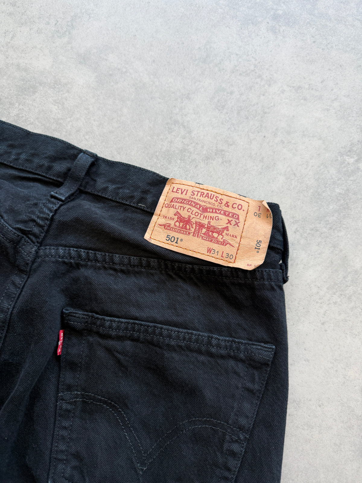 Levis 501 muške crne farmerke (31x30)