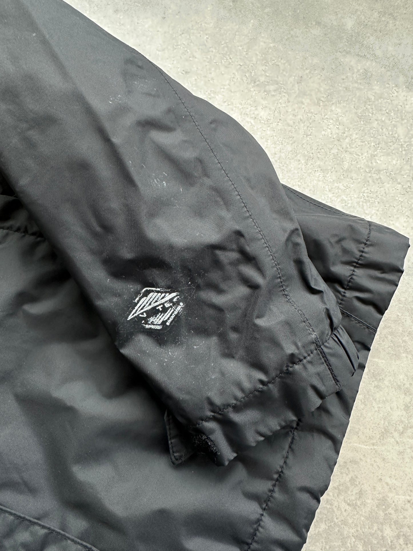 Columbia ženska crna Omni Tech shell jakna (S)