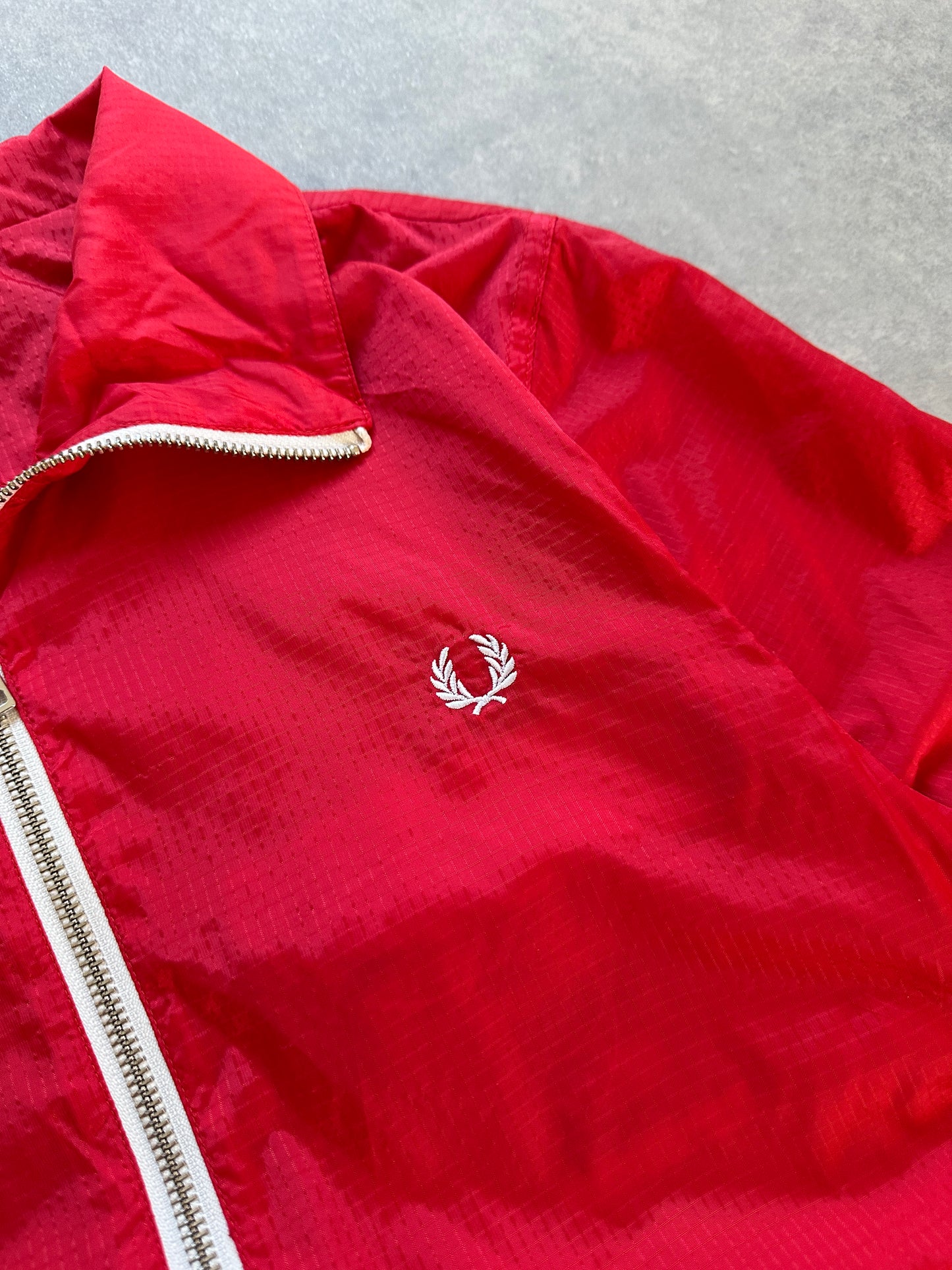 Fred Perry muški crveni šuškavac (S)