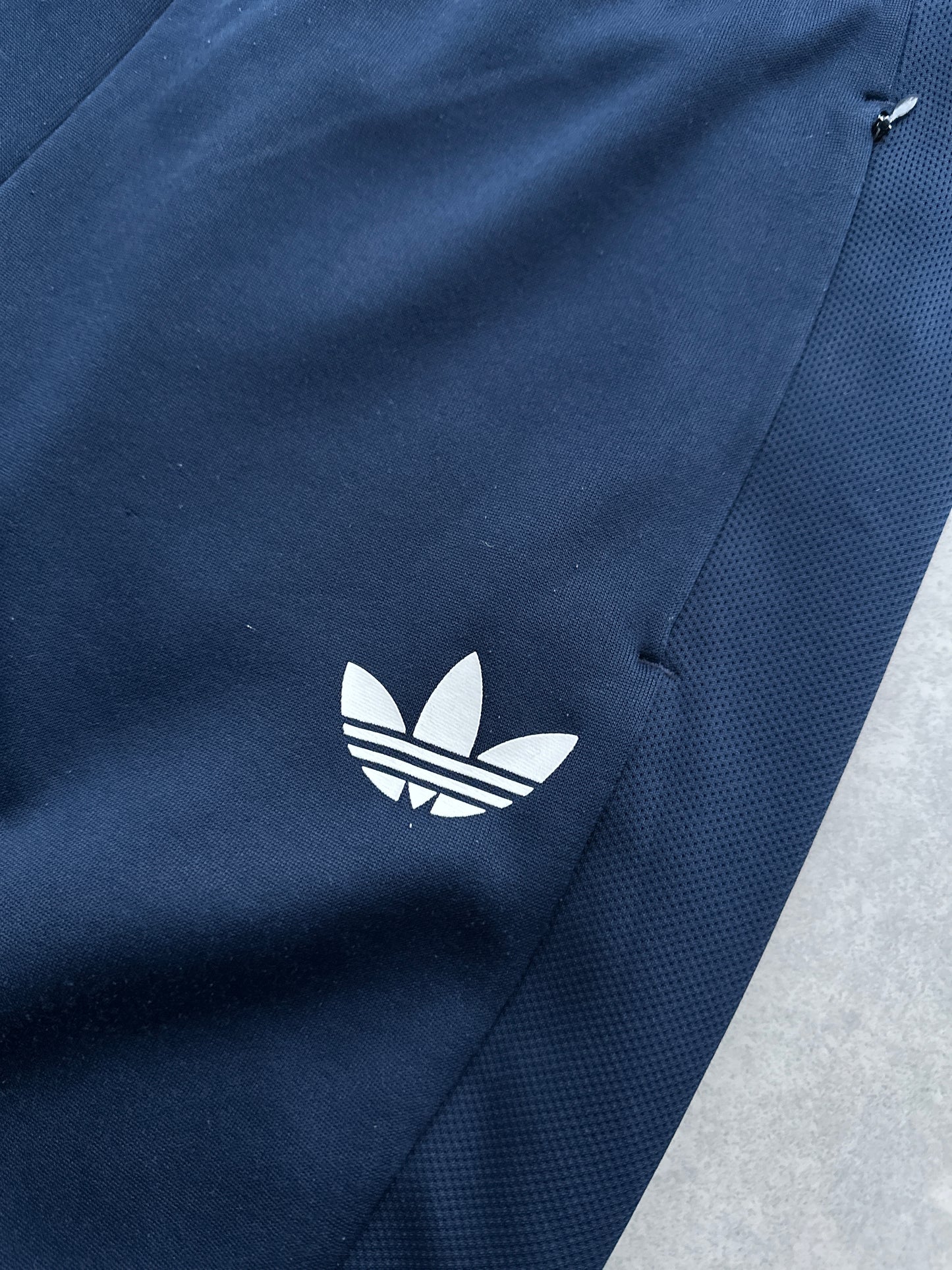 Adidas muška plava trenerka (L)