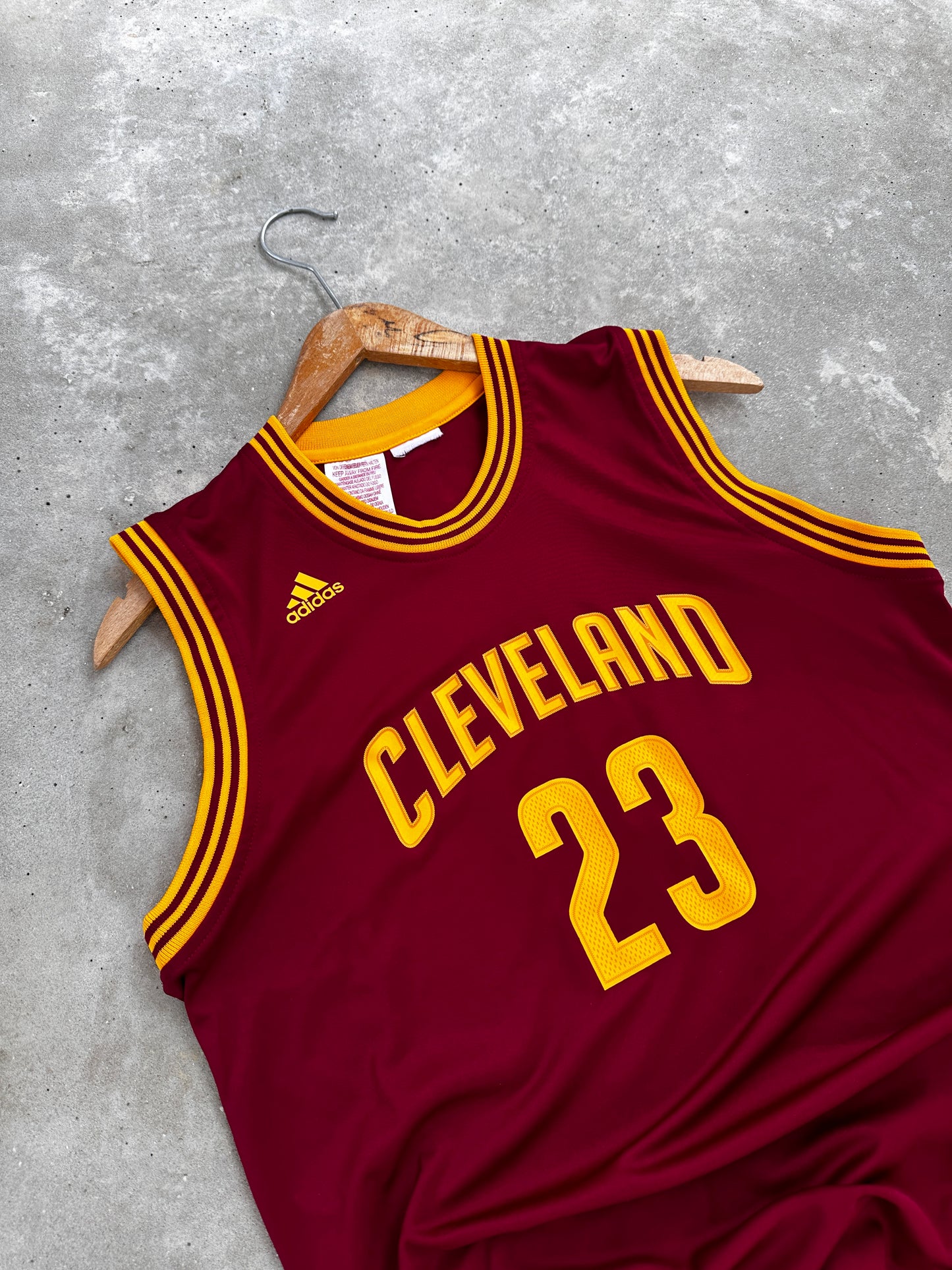 Adidas x Cleveland Cavaliers James djeciji dres (L)