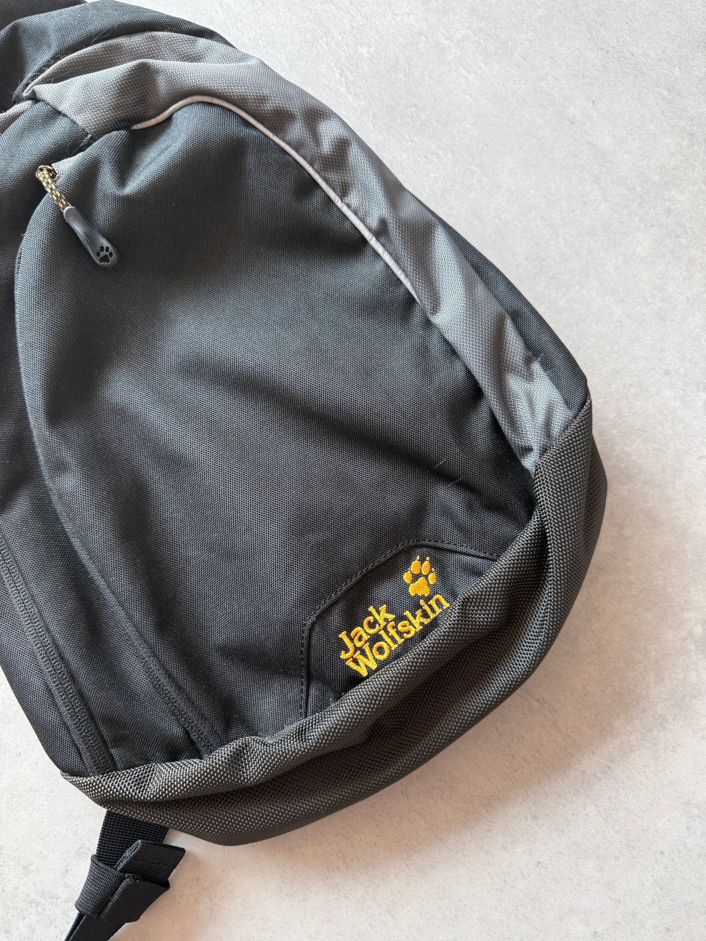 Jack Wolfskin Subway Sling Bag ruksak (13L)